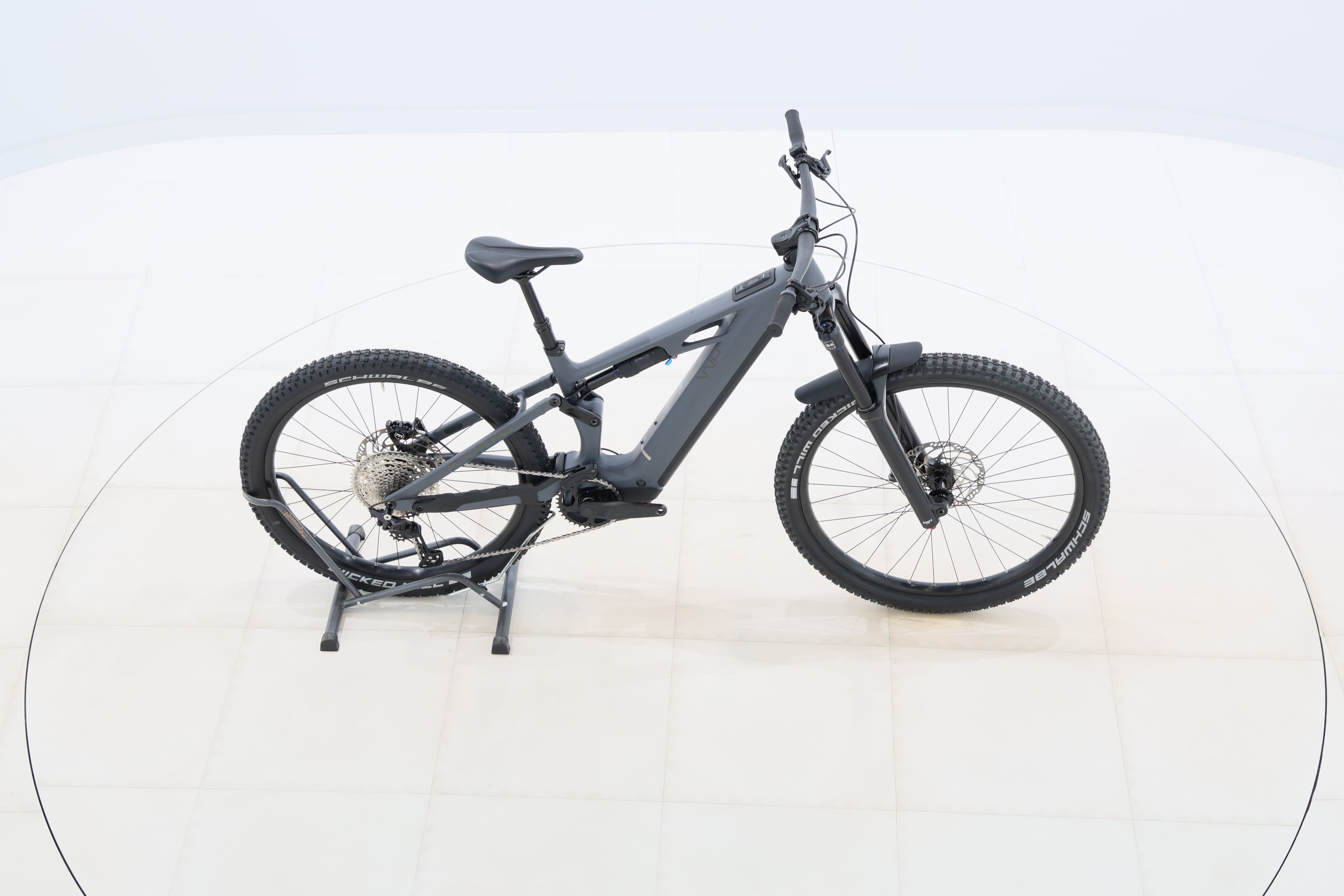 b5d6056c-6c67-42f5-b575-f552944bb0ab