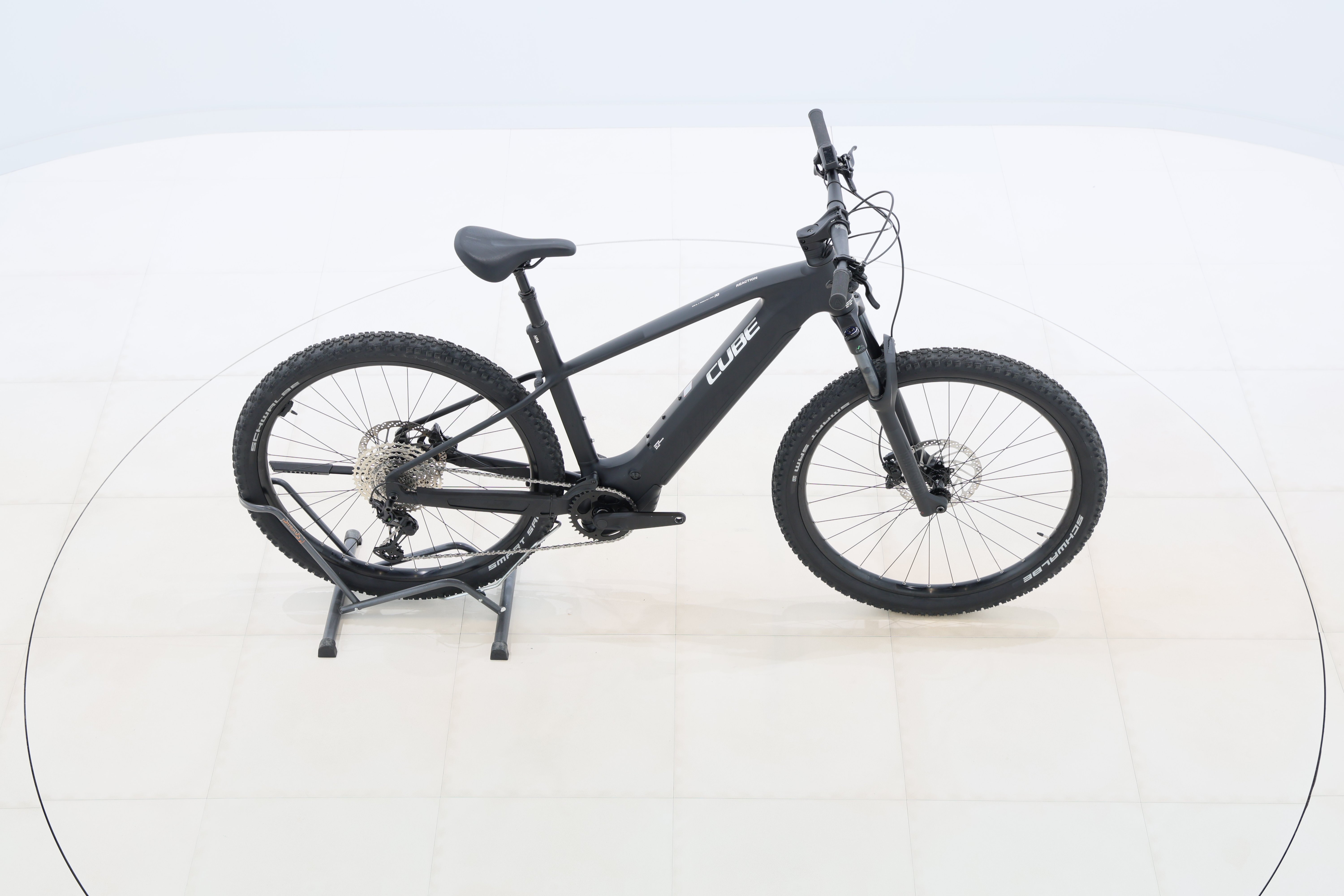 b7038d1f-0786-46cf-b873-790220bd2412