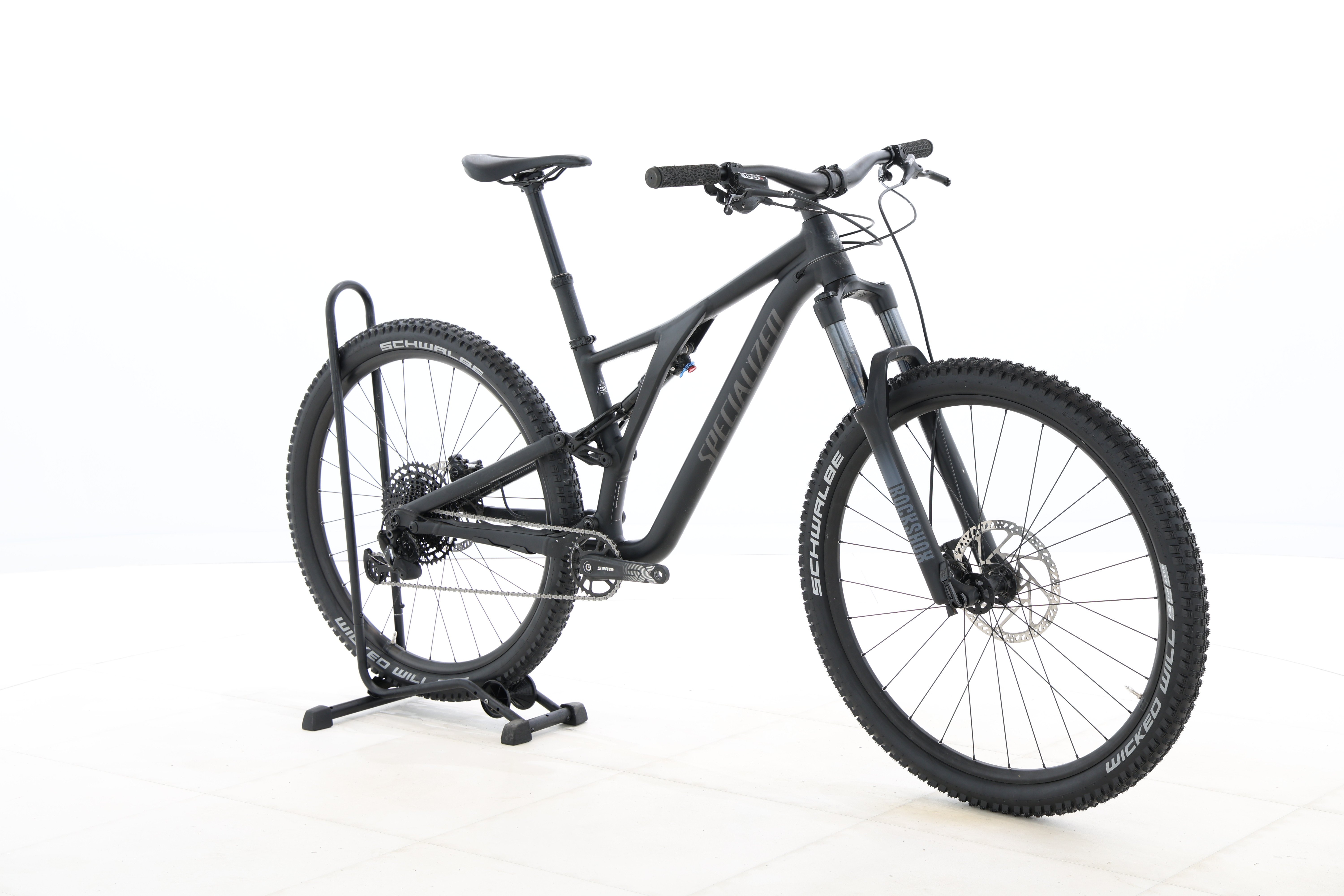 0e68c9e6-e2d4-46d4-901c-d908b81e71ac