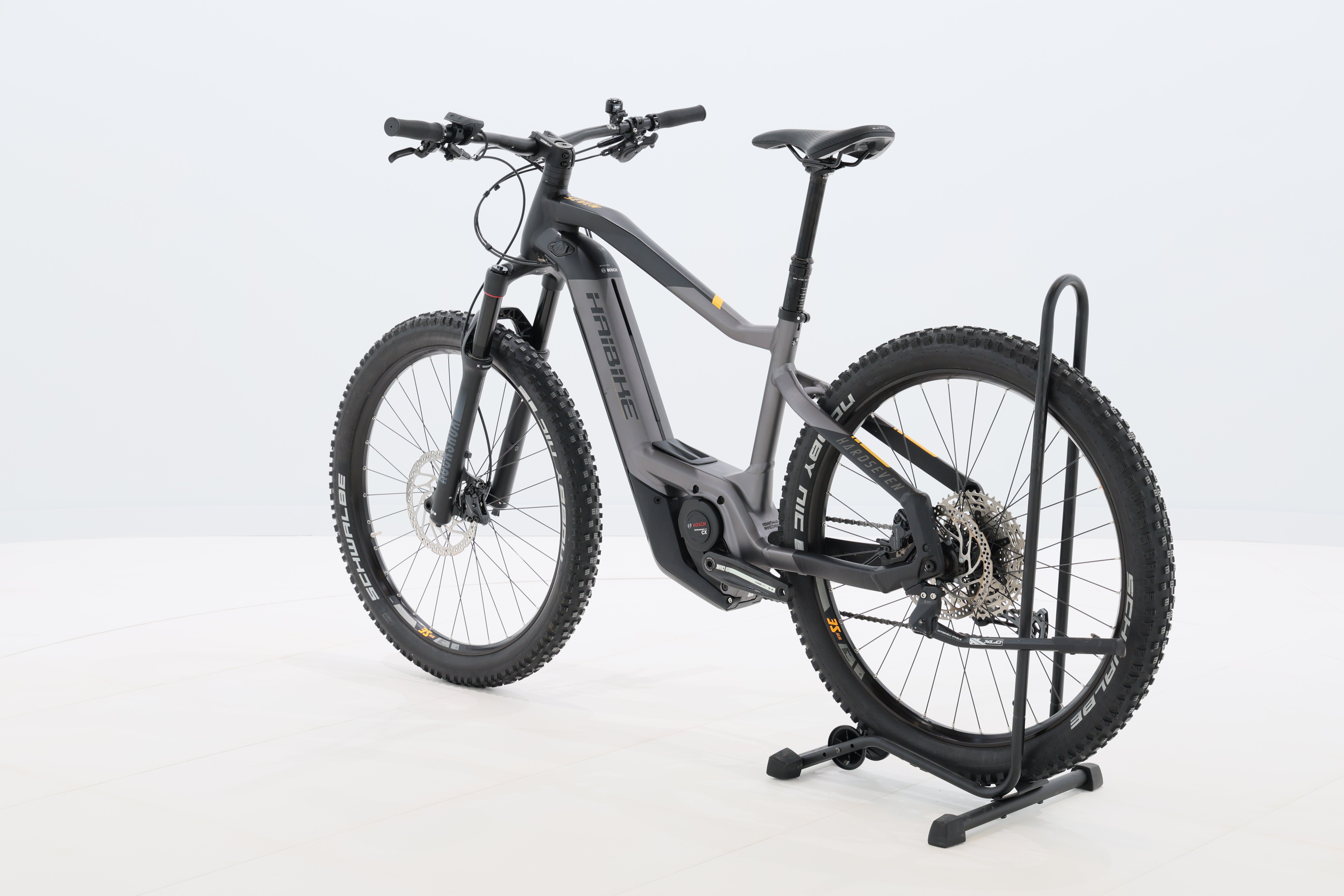 53070172-b66f-4f0a-9c6c-26663e1e0c8a