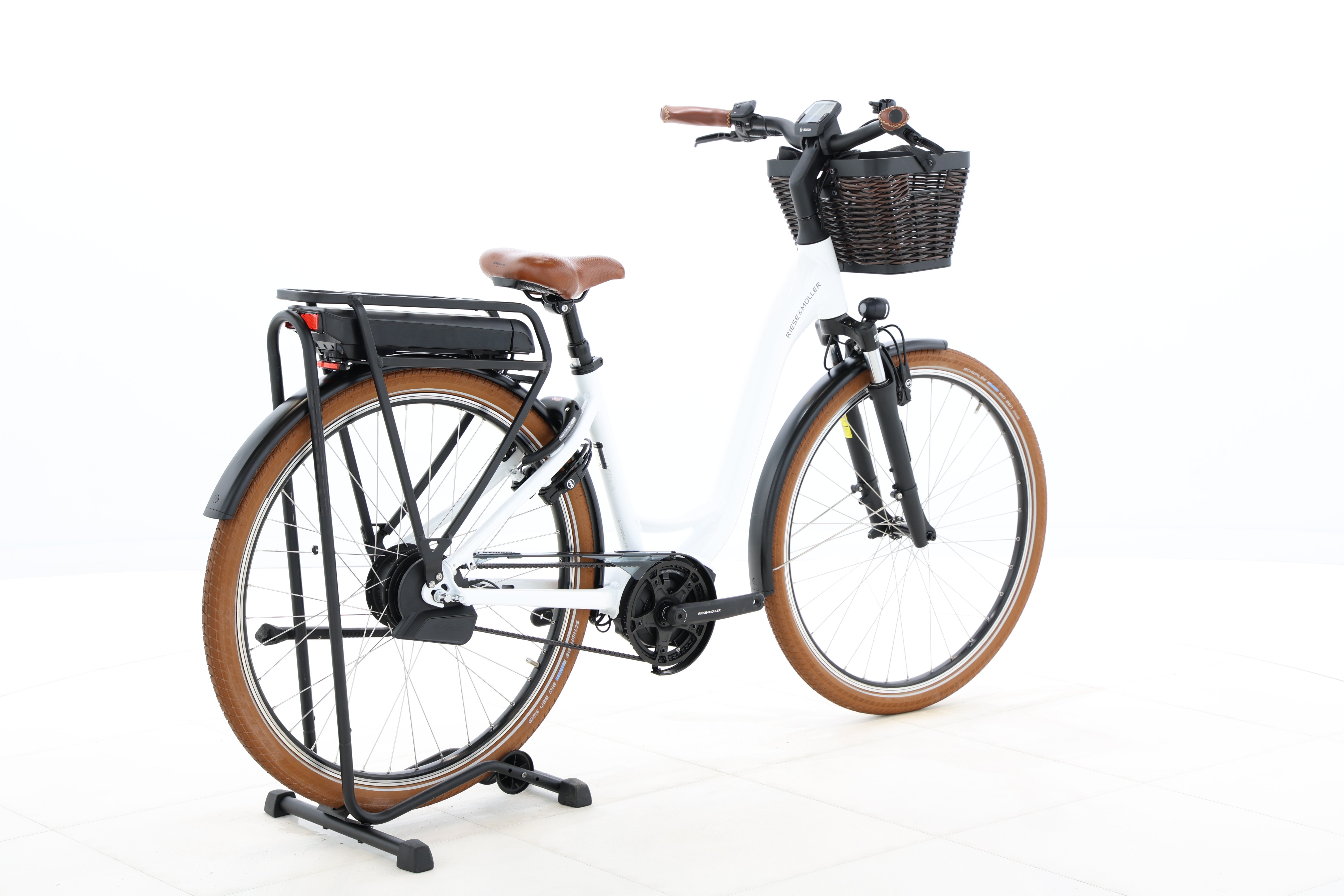 61f21a9b-576d-4329-b56c-b93925d1931c