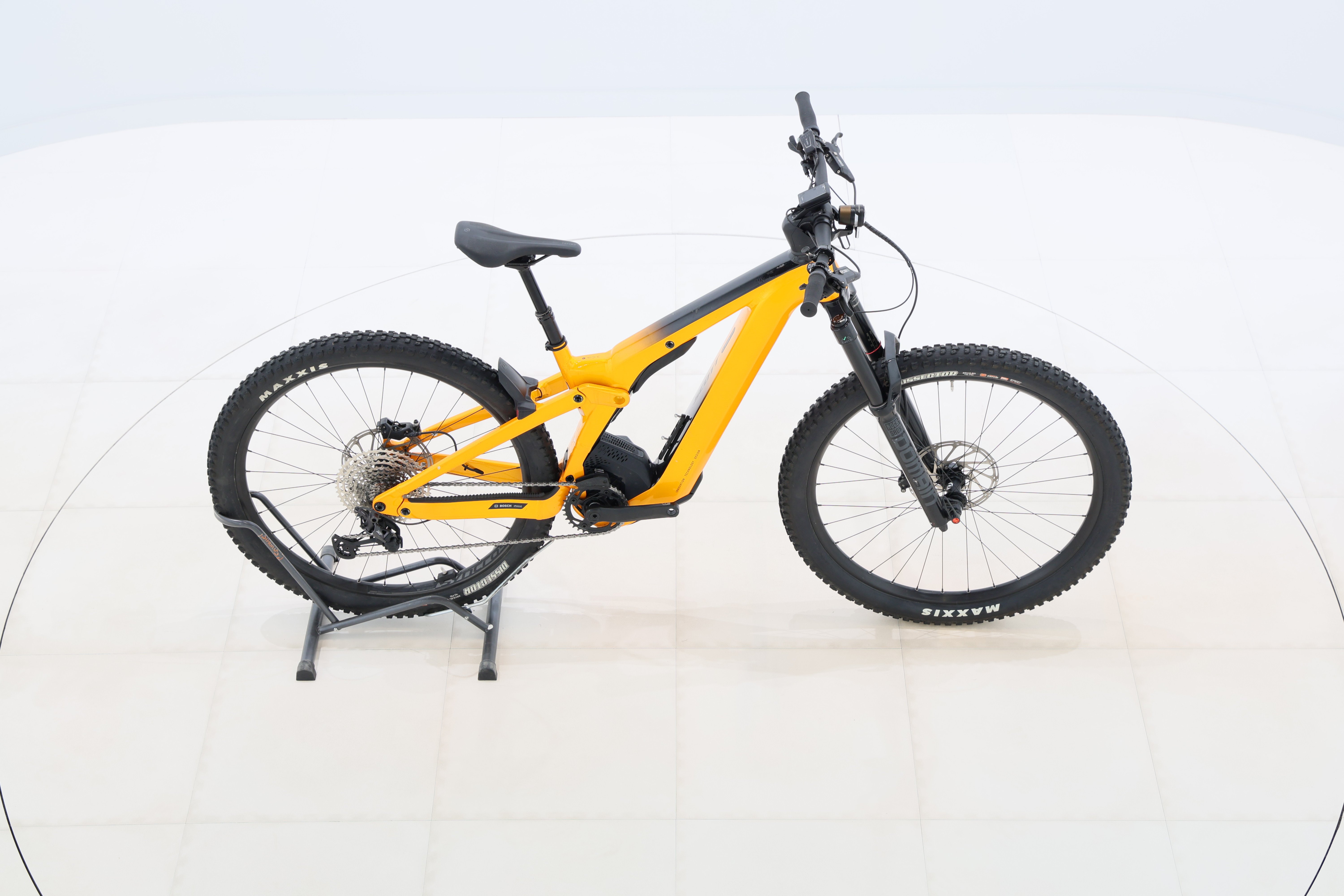 d74ee1d4-bac2-418e-85a6-e802173c5a09