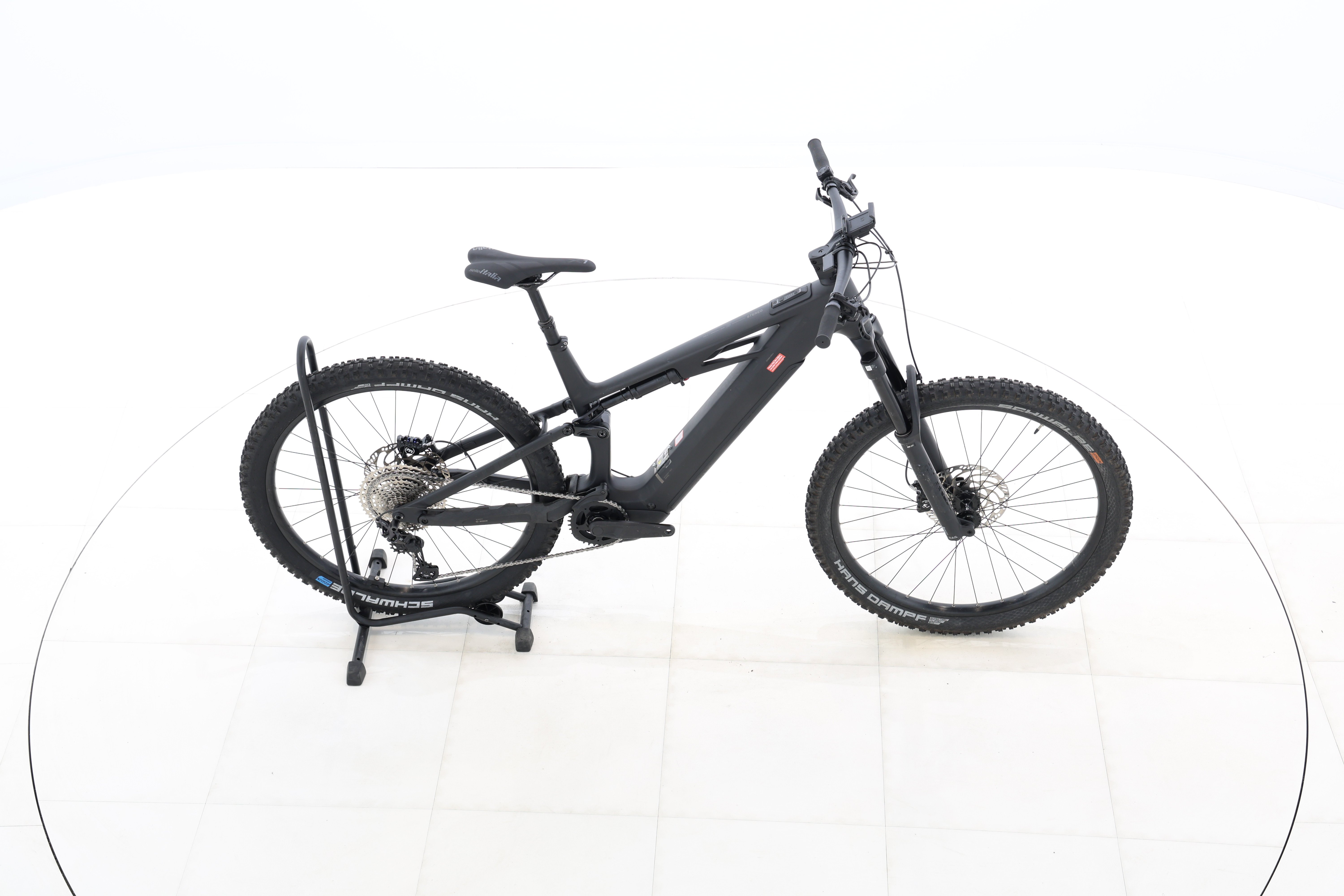 f22adf44-b665-49ff-8bf5-efaac2f2883b