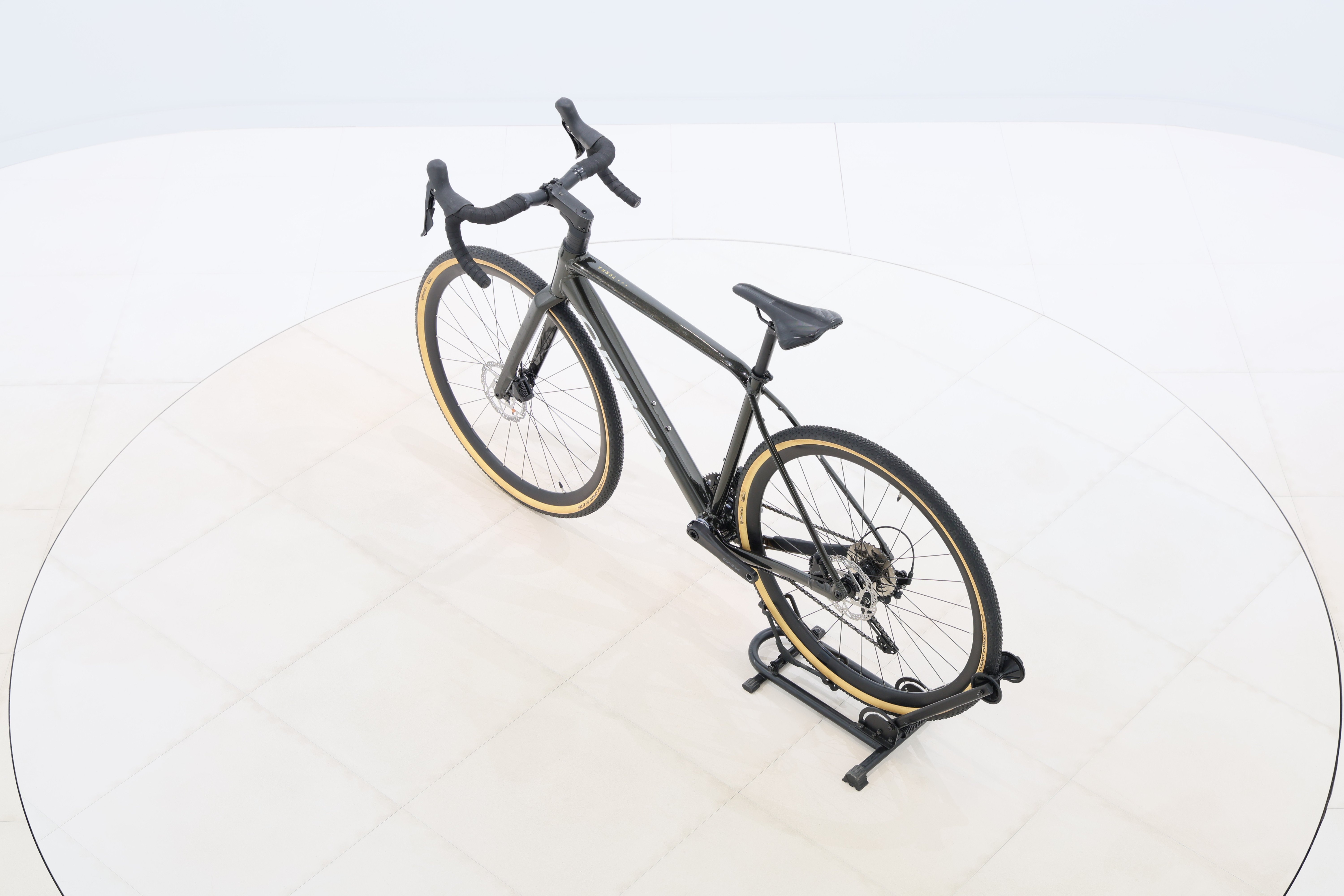 12b278f2-44f7-448c-a87d-737e19f70606