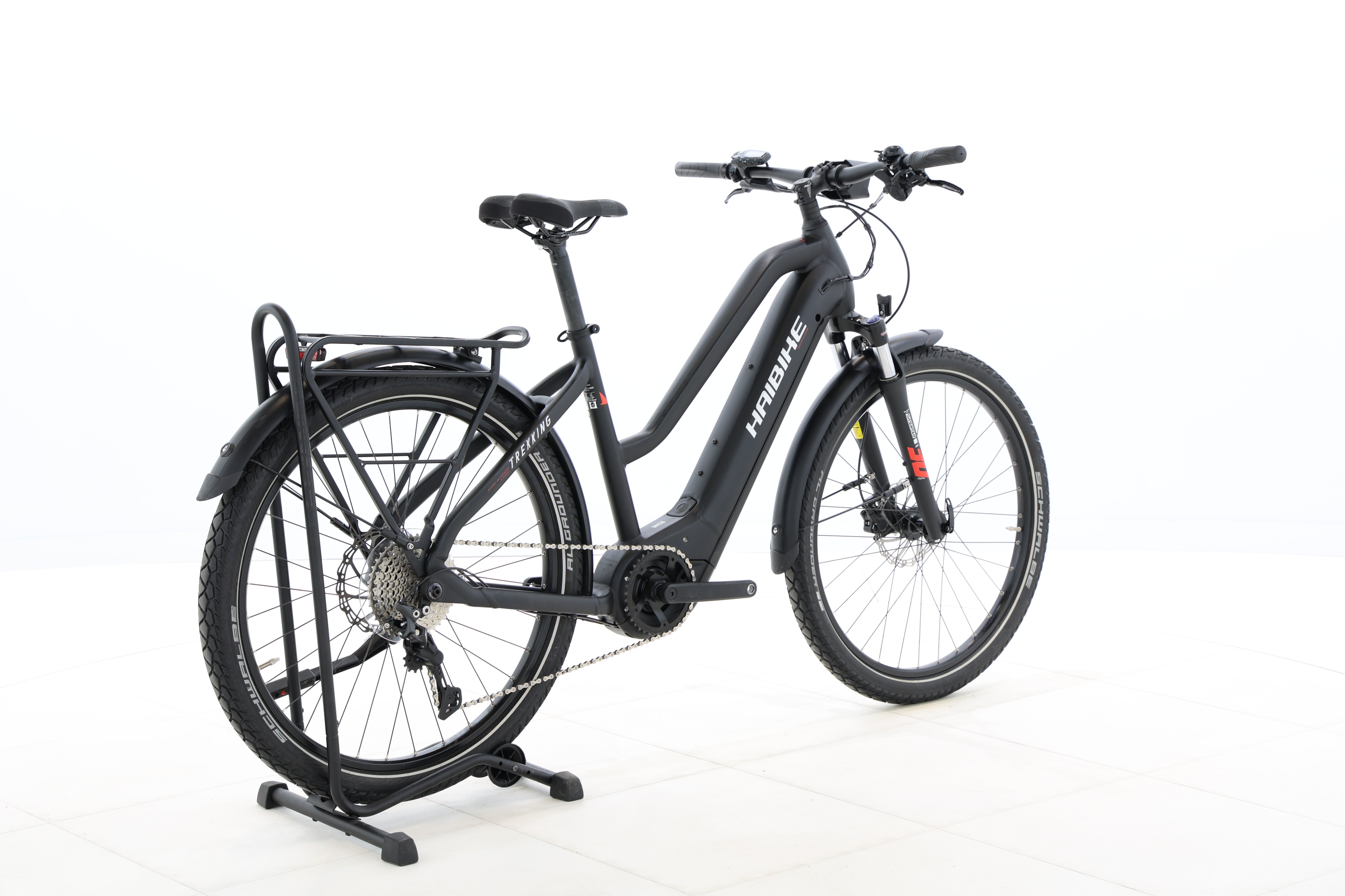 6acd6b9f-55dc-4344-a90f-8edba73fd44d