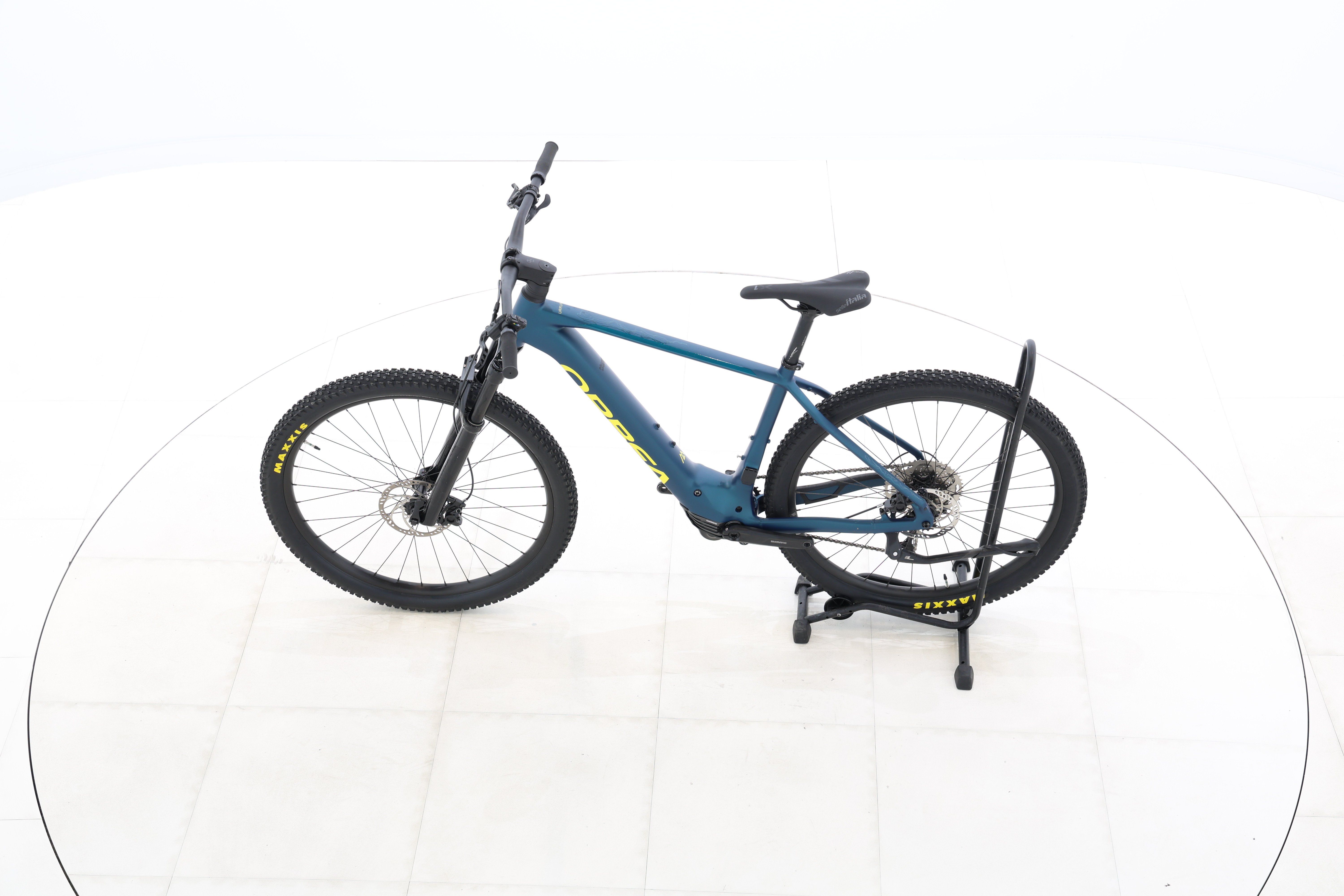 ef9ffbf3-88ca-4bc0-a3fa-d44f40bbfa77