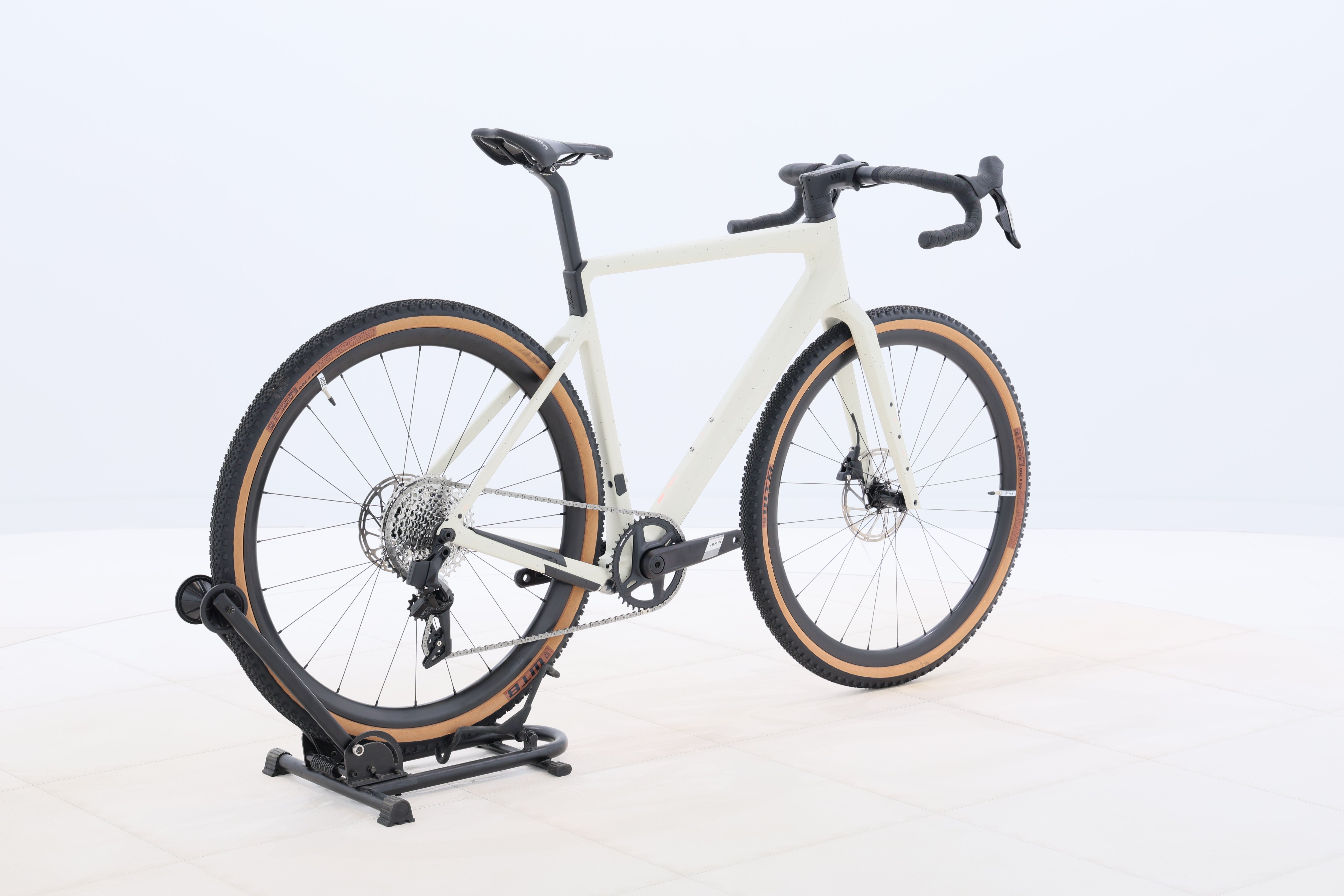 c942323d-3820-4836-9626-9940dd175db3