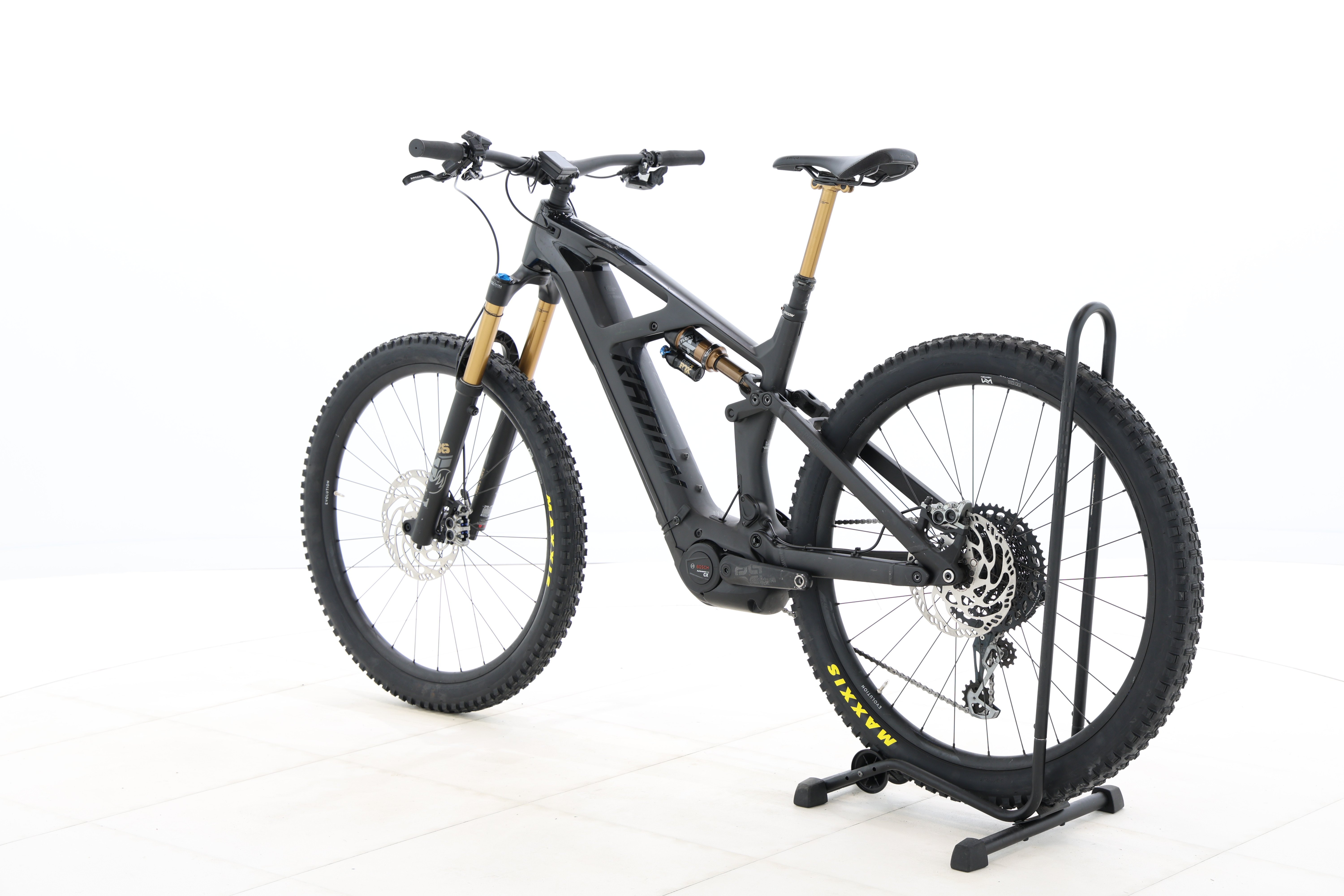 918f97fe-d8cc-4b47-a081-660089fae7ba