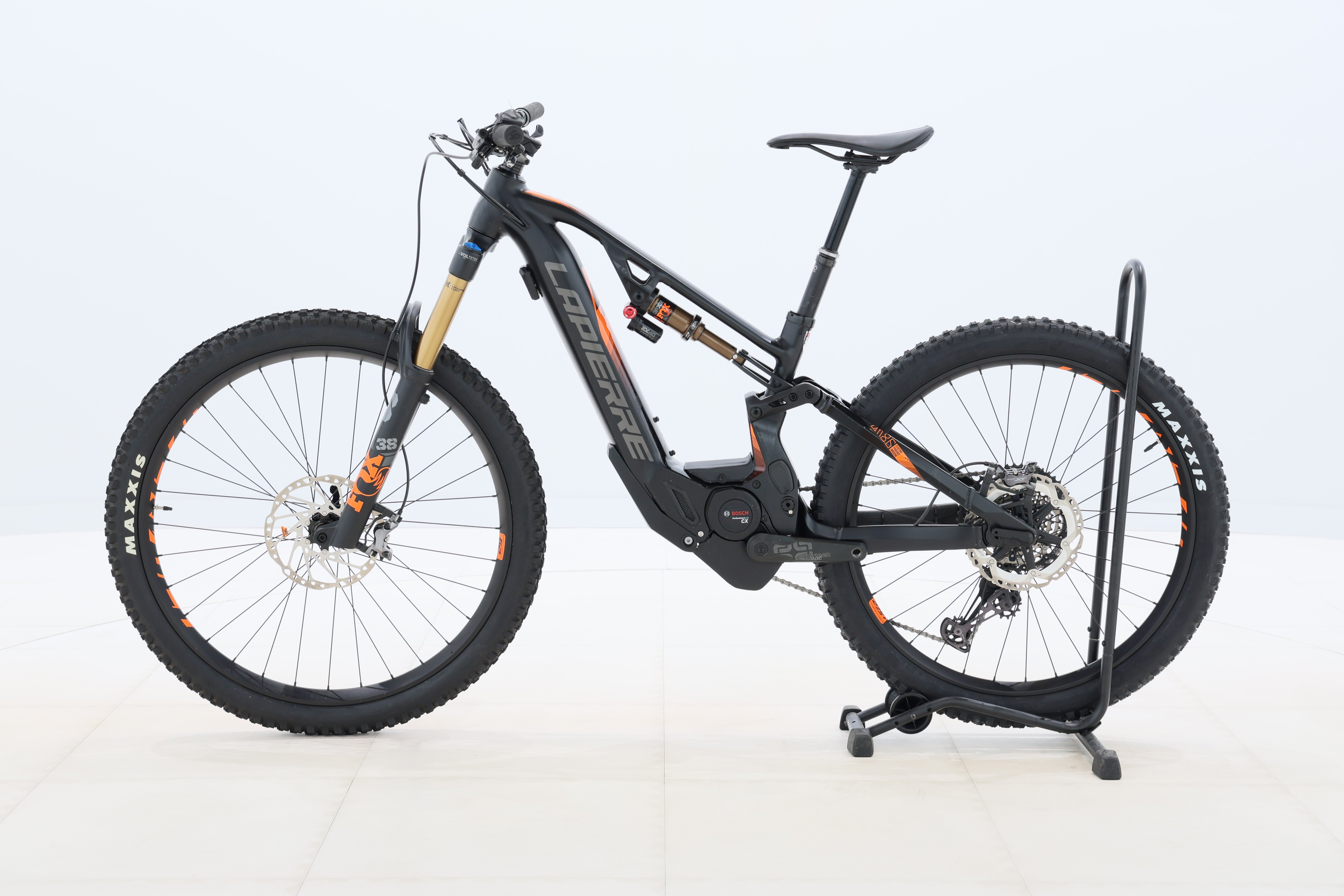 adcd6f8e-46e8-4814-8213-e5dfd7f58633