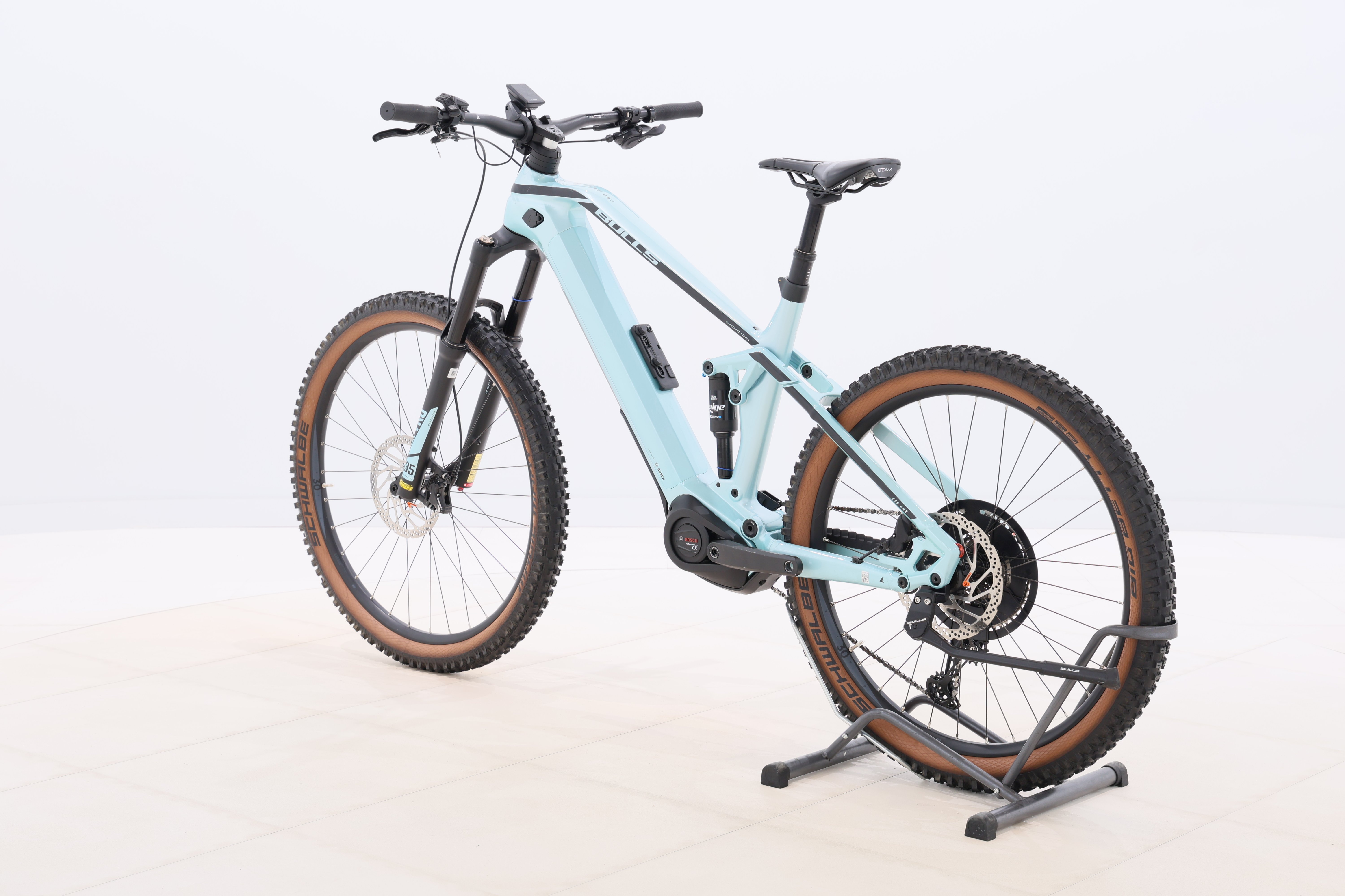 b8d84dd8-3ff6-4b4e-be30-2bf5e9431d2e