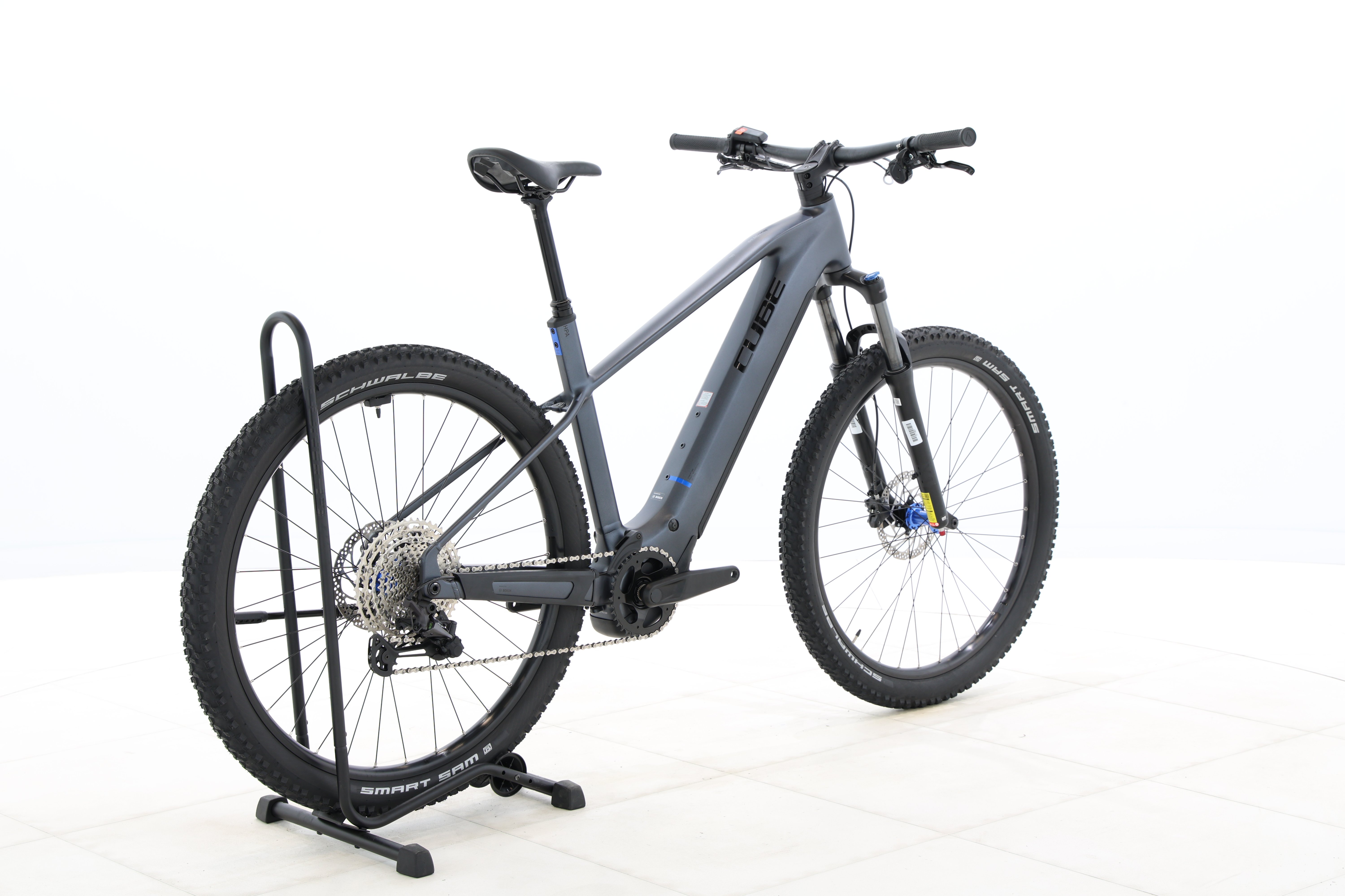 e4018b08-bb7d-4acb-afac-f0aec8253619