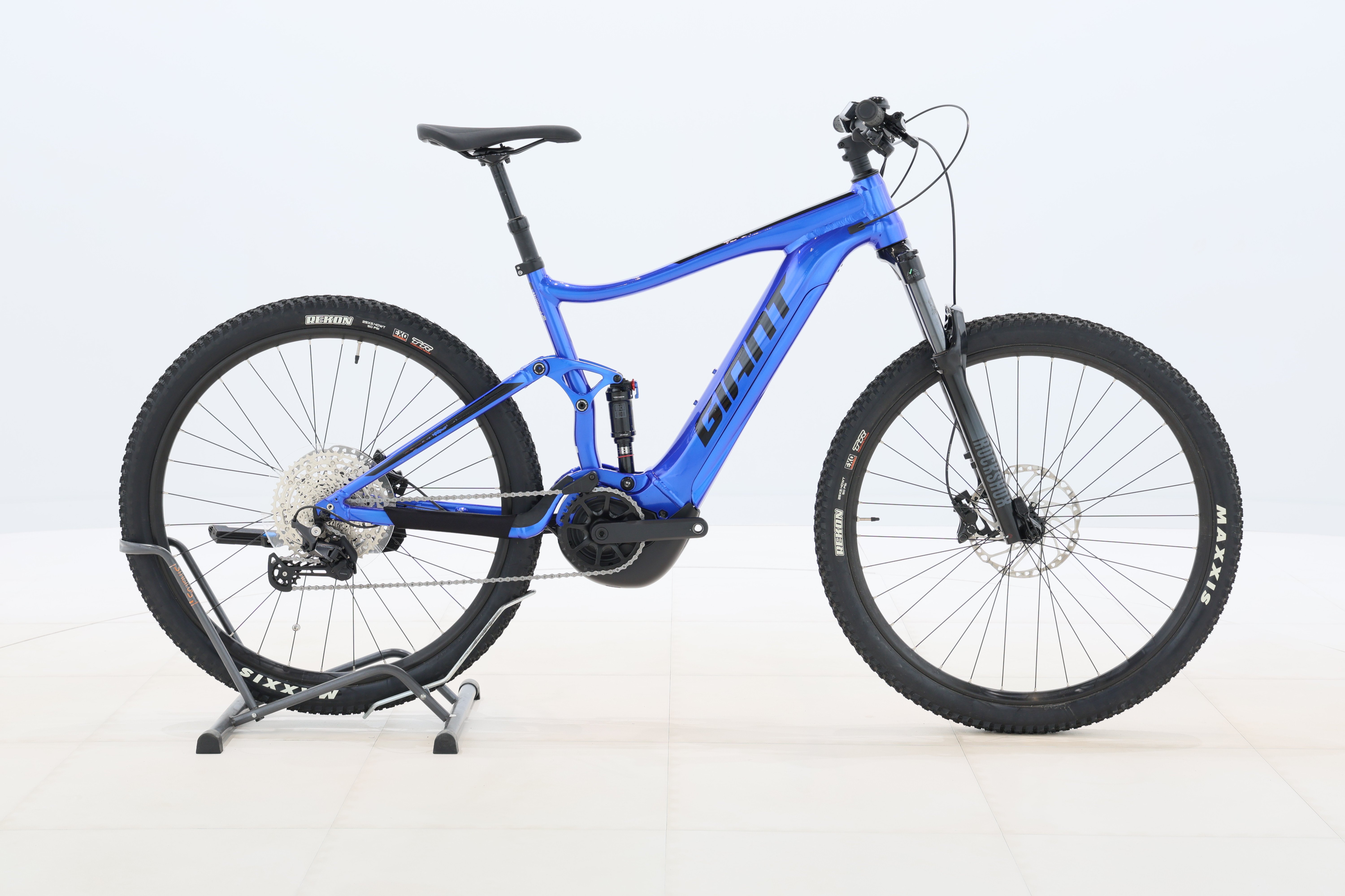 21beb2f8-e21f-4935-9b61-1bff58f84922