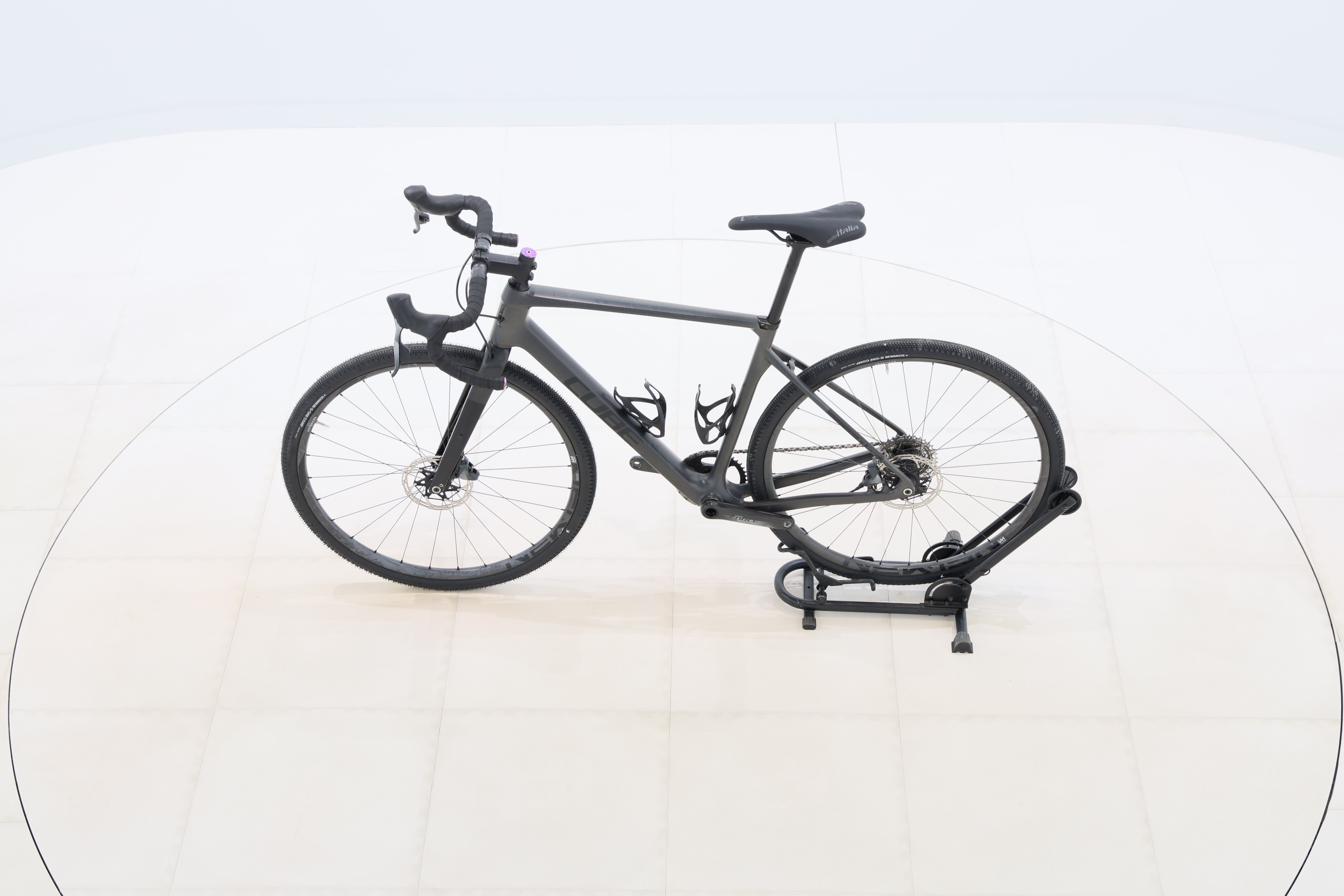 cb90dac5-e7f4-4d49-928f-4daa13267046