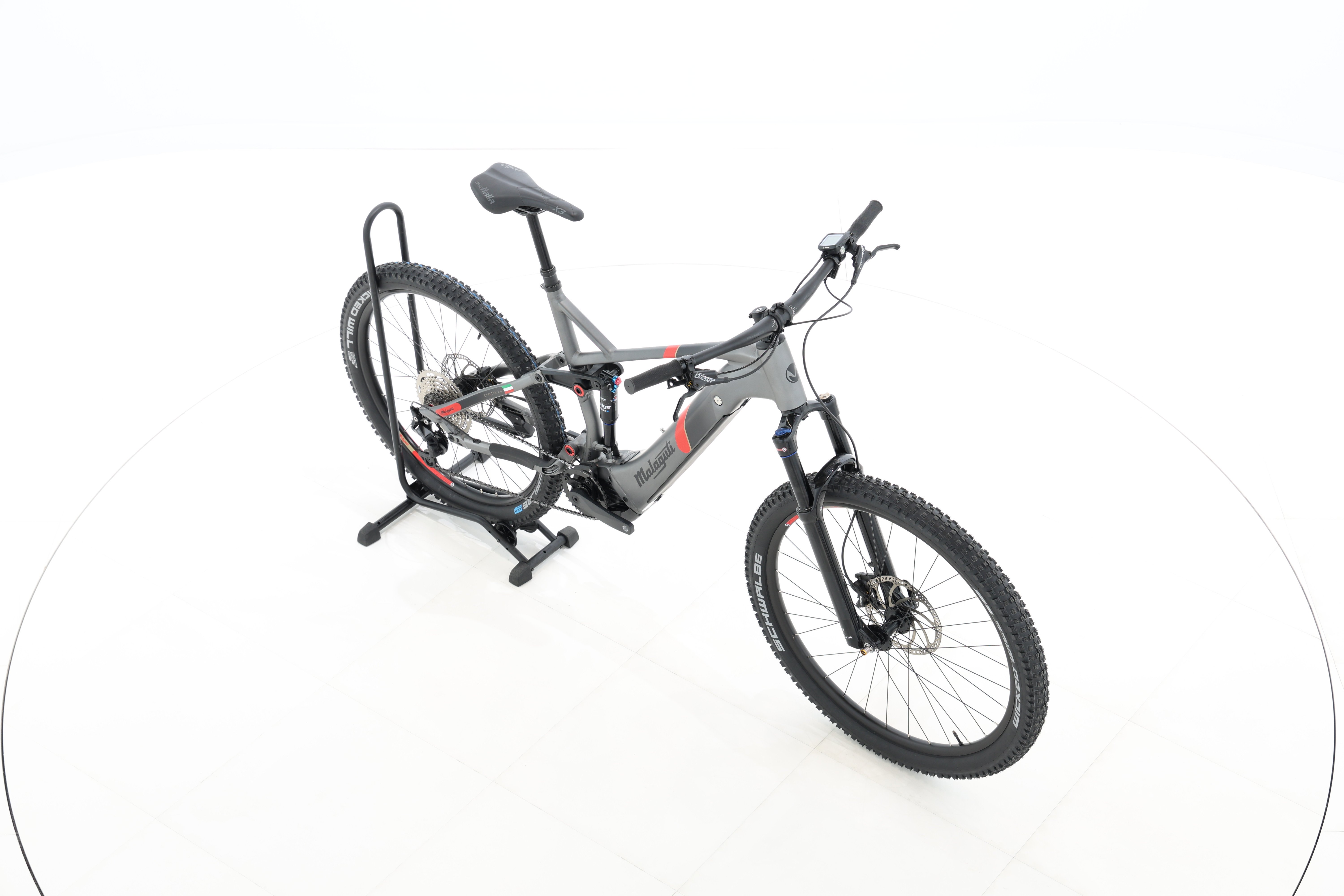 ad0a6d61-ac18-4d81-96da-bbea4efe2fb2