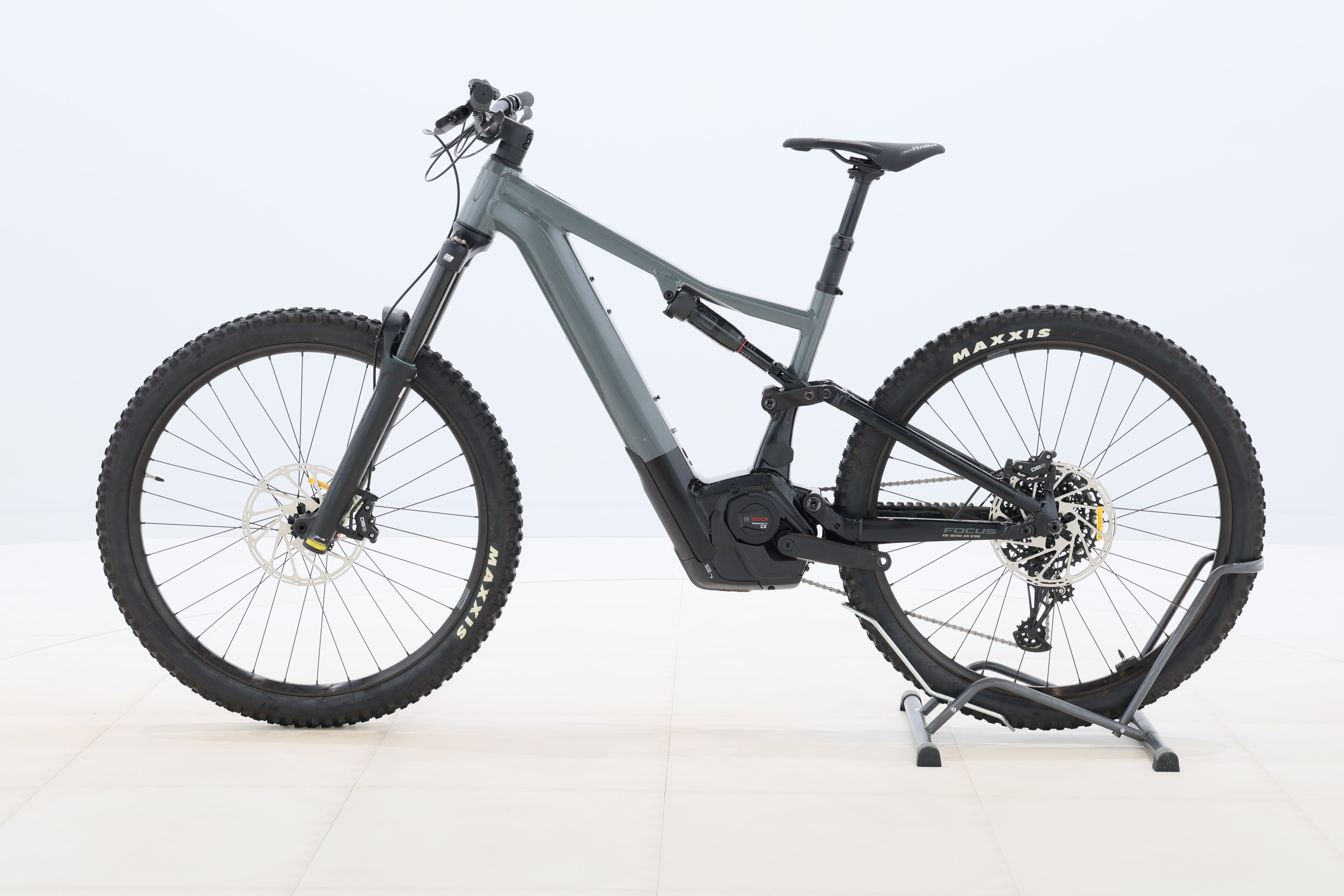 ca02cf72-b0cd-4cc5-8df7-6336ea53823a