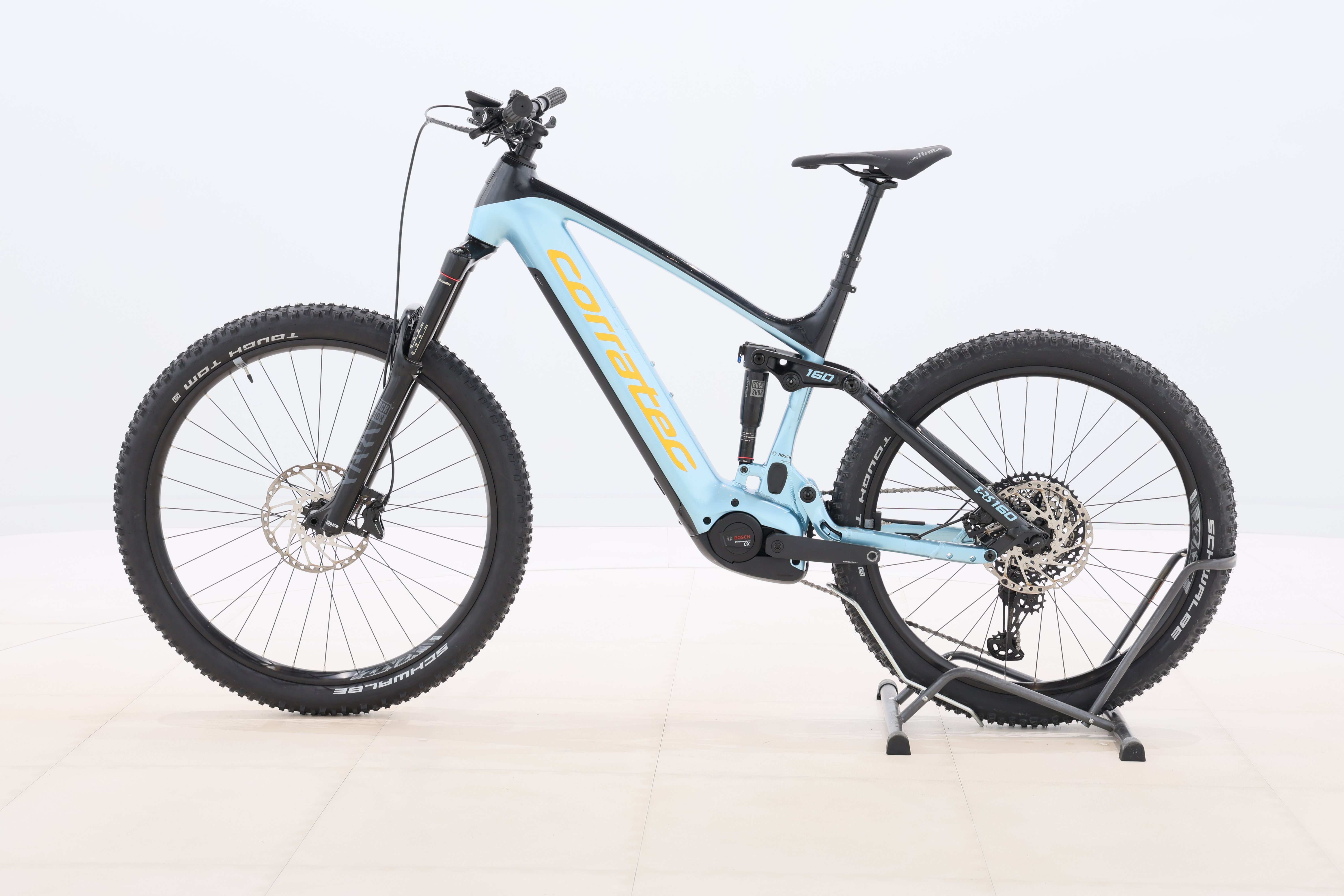 d8f9d111-b162-4f8d-b733-f9b89e37d200