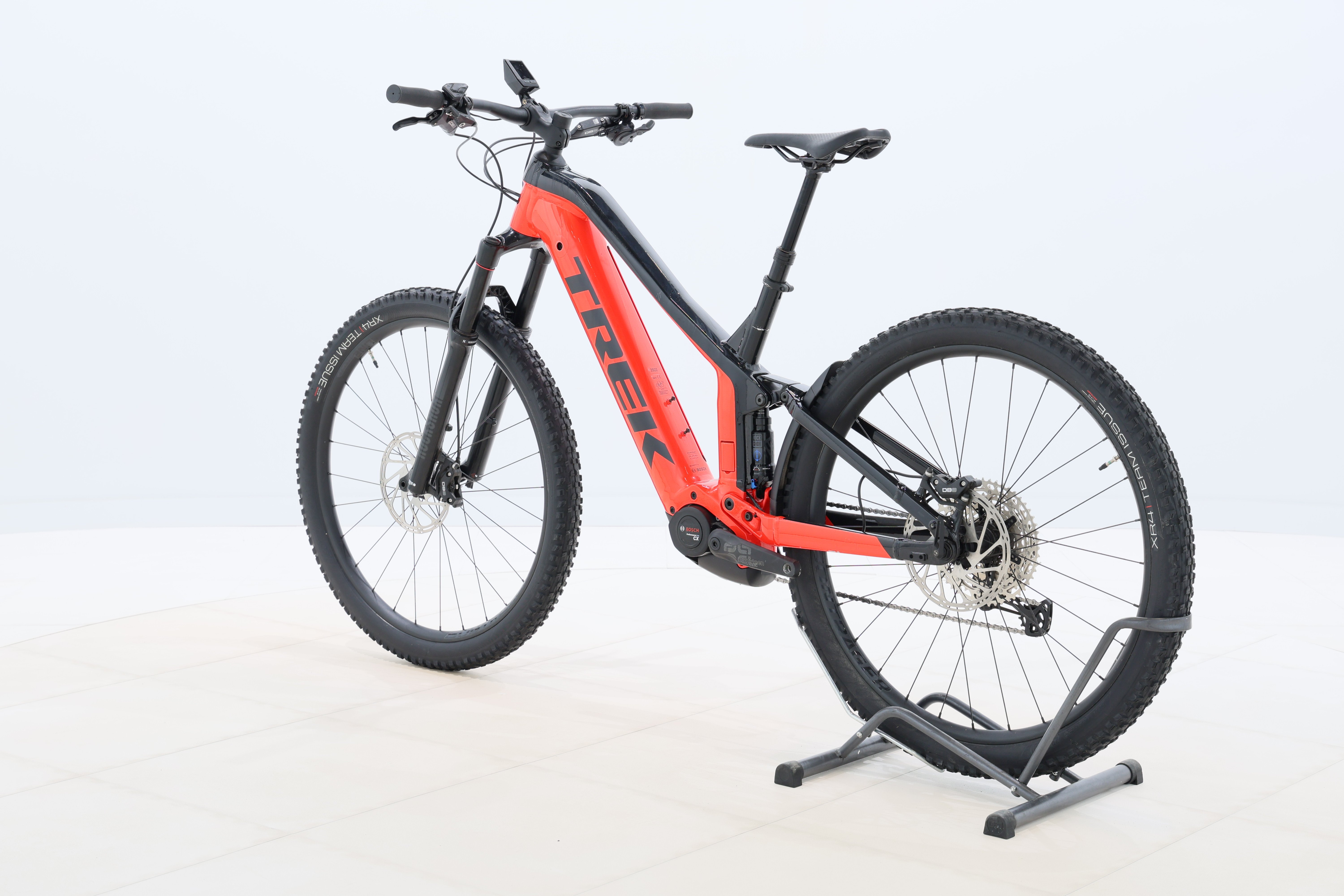 dc87d688-5832-438b-983e-c481176e8388