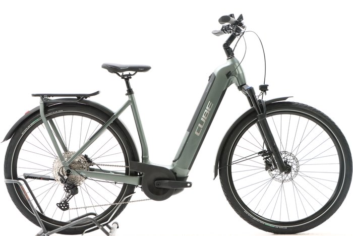 Cube KATHMANDU HYBRID PRO 750 2023
