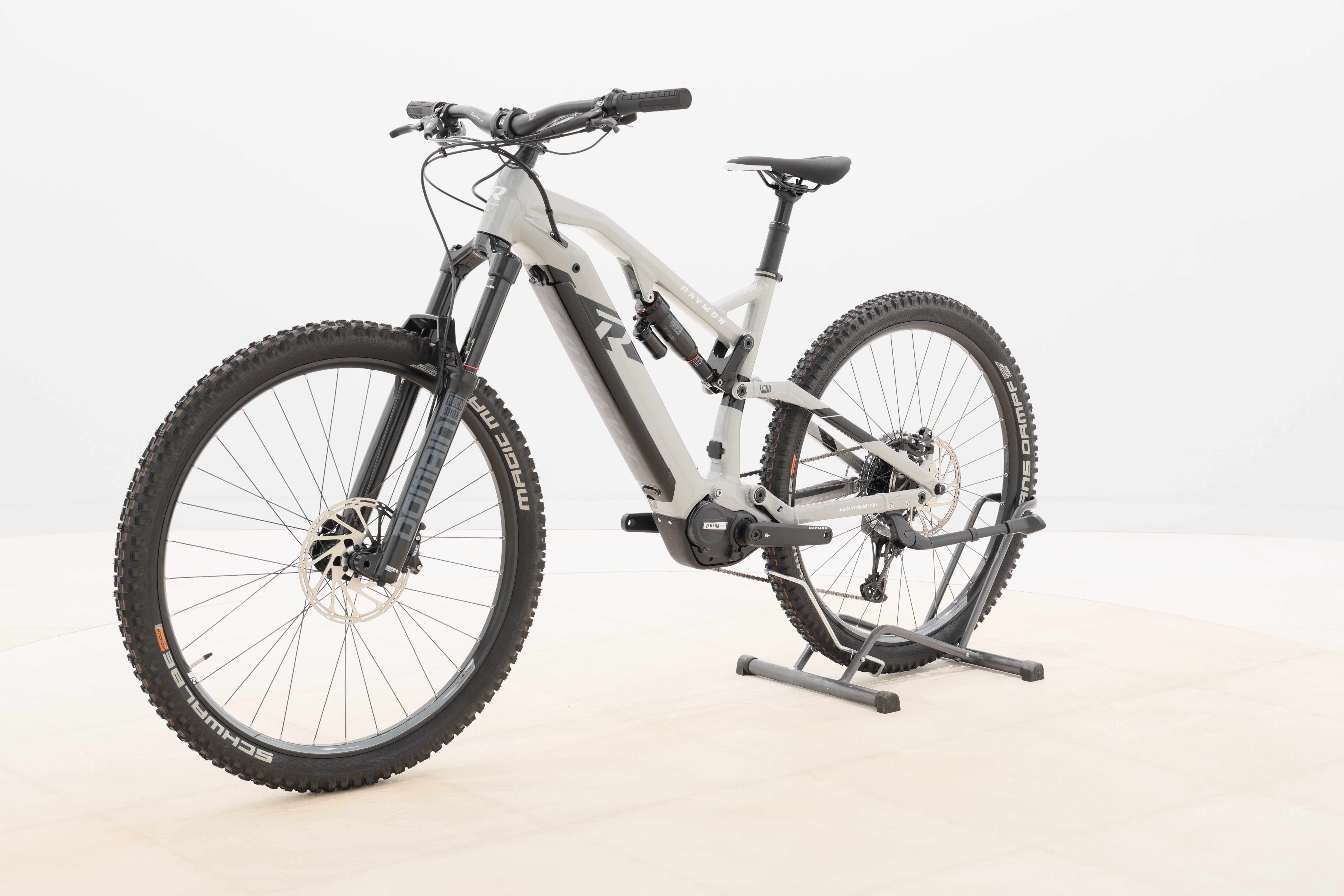 869460ee-9cad-421e-add6-faddbf802915