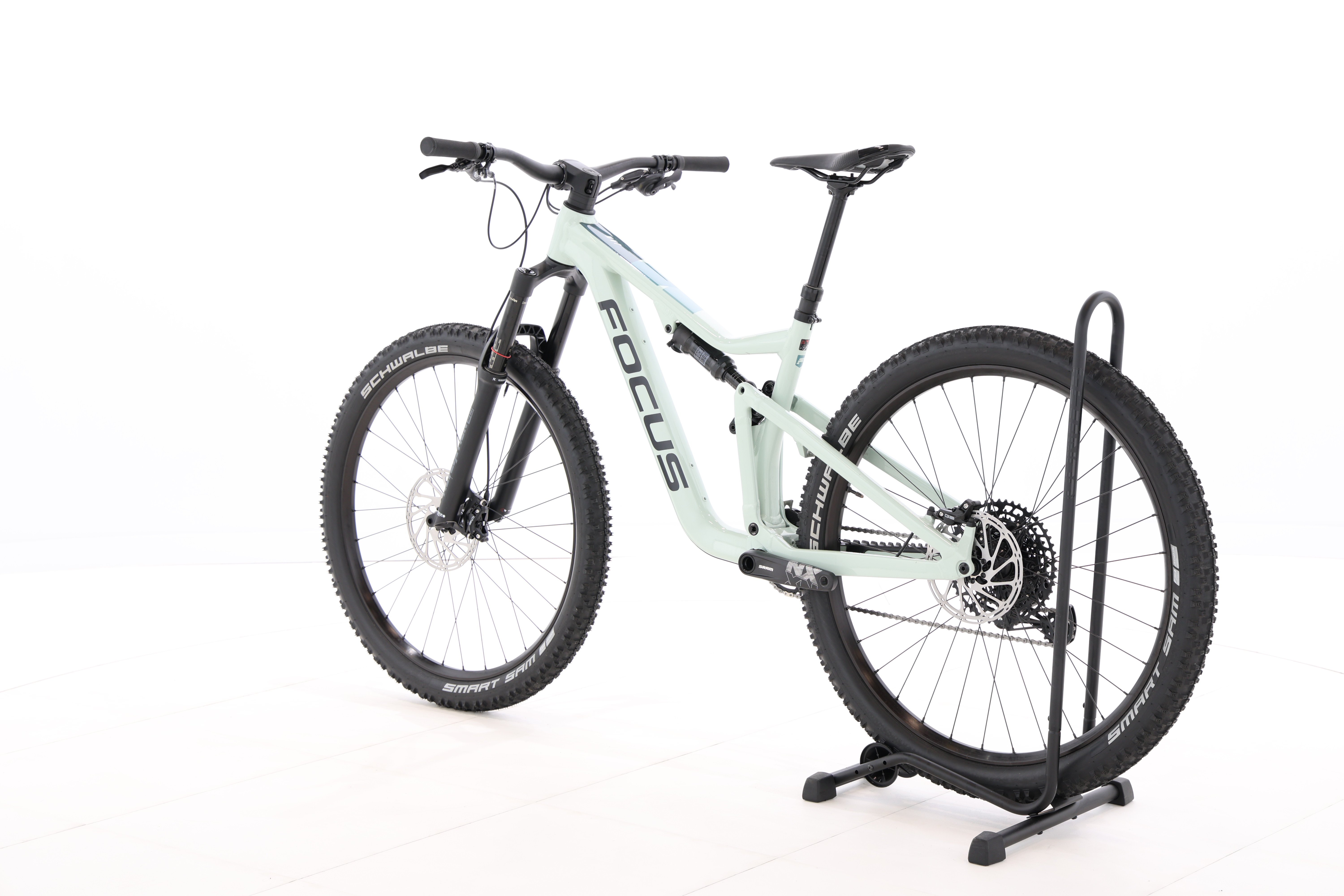 01f080fc-9930-4a4b-8b41-5defb591d596