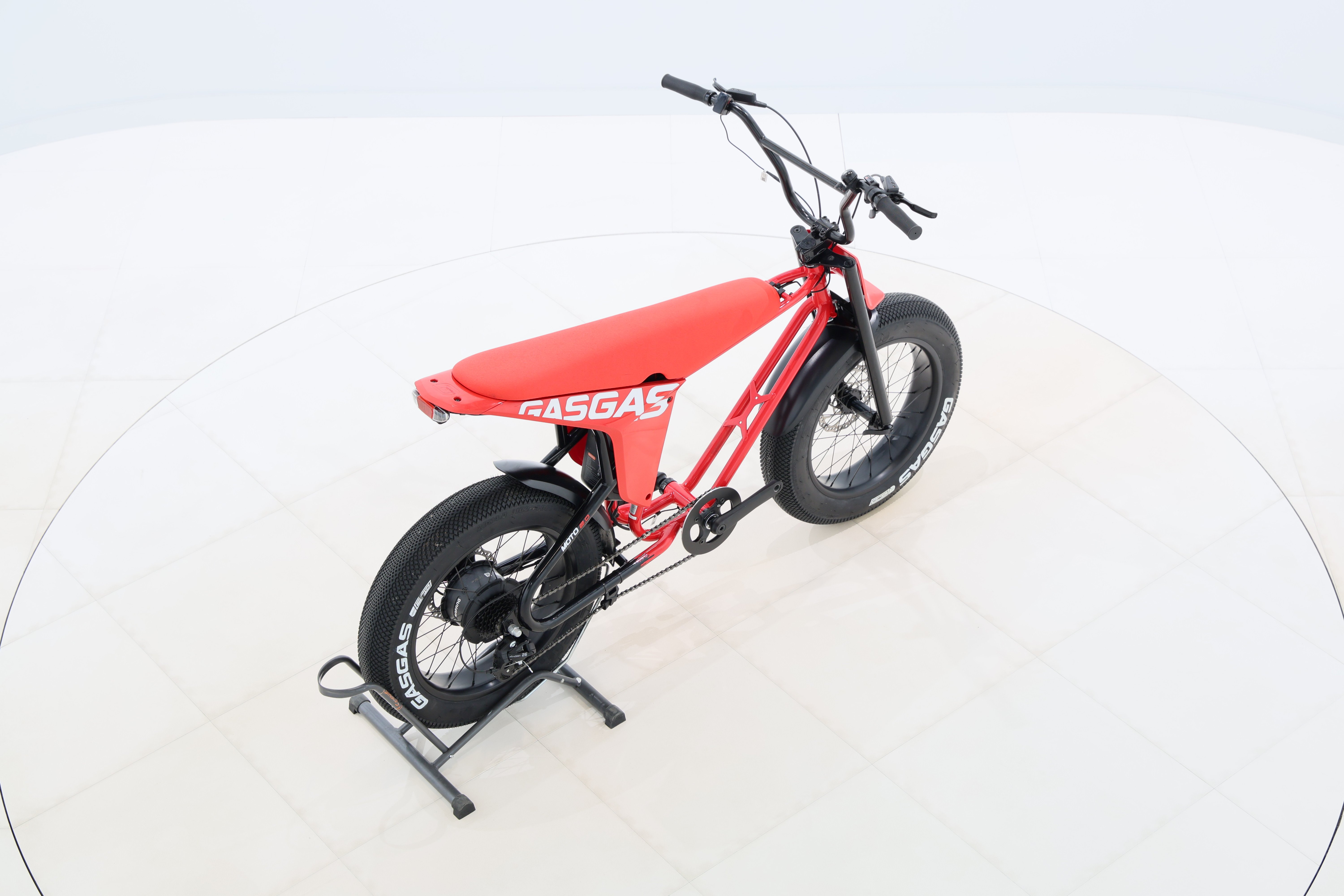 14382eb4-c3ca-45cf-aea5-4aeab238e963