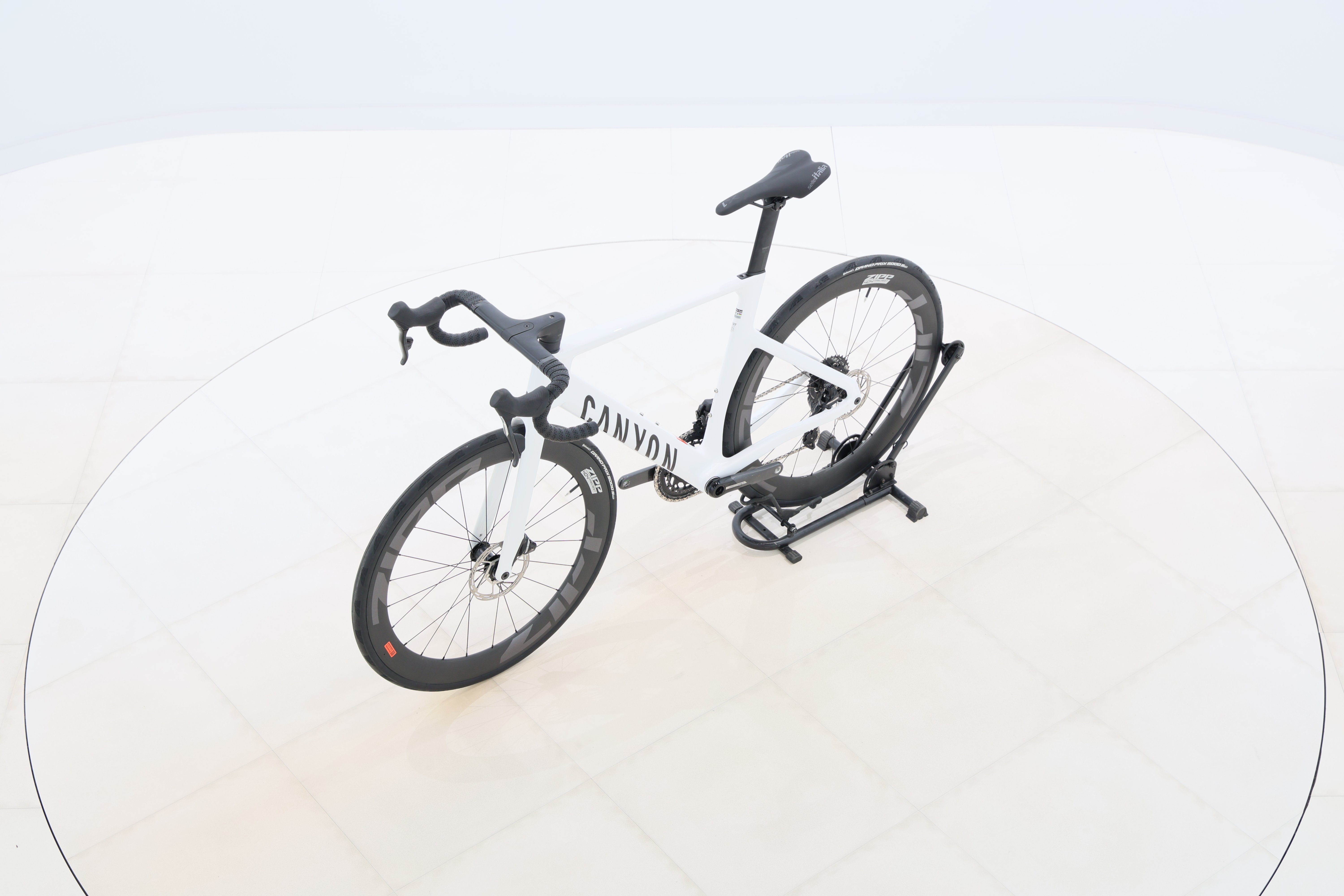 ea64de74-9a7d-48e8-9afb-611ec0bda349