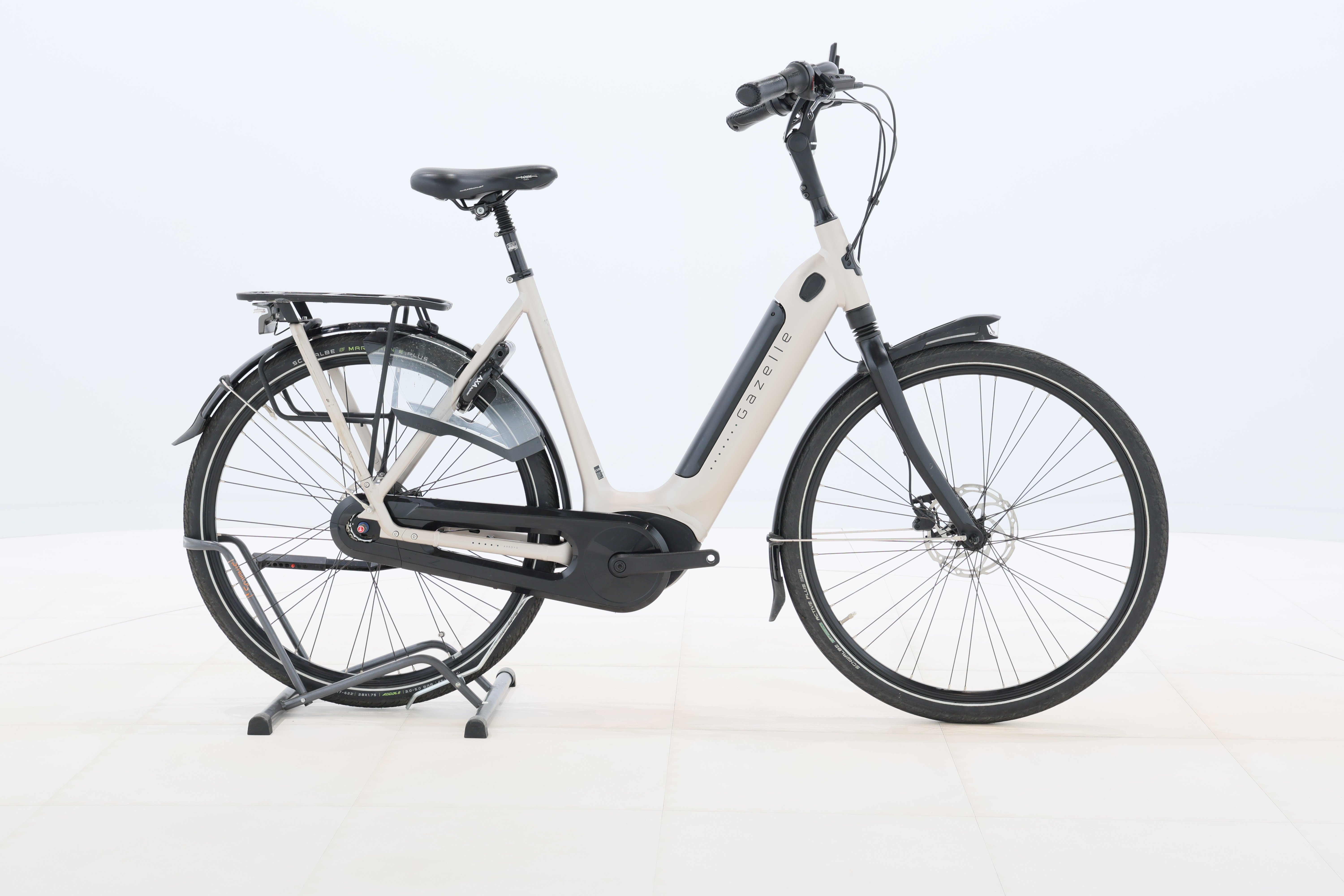 8ced20e8-a9ad-4c9e-bba4-2017963fc40e