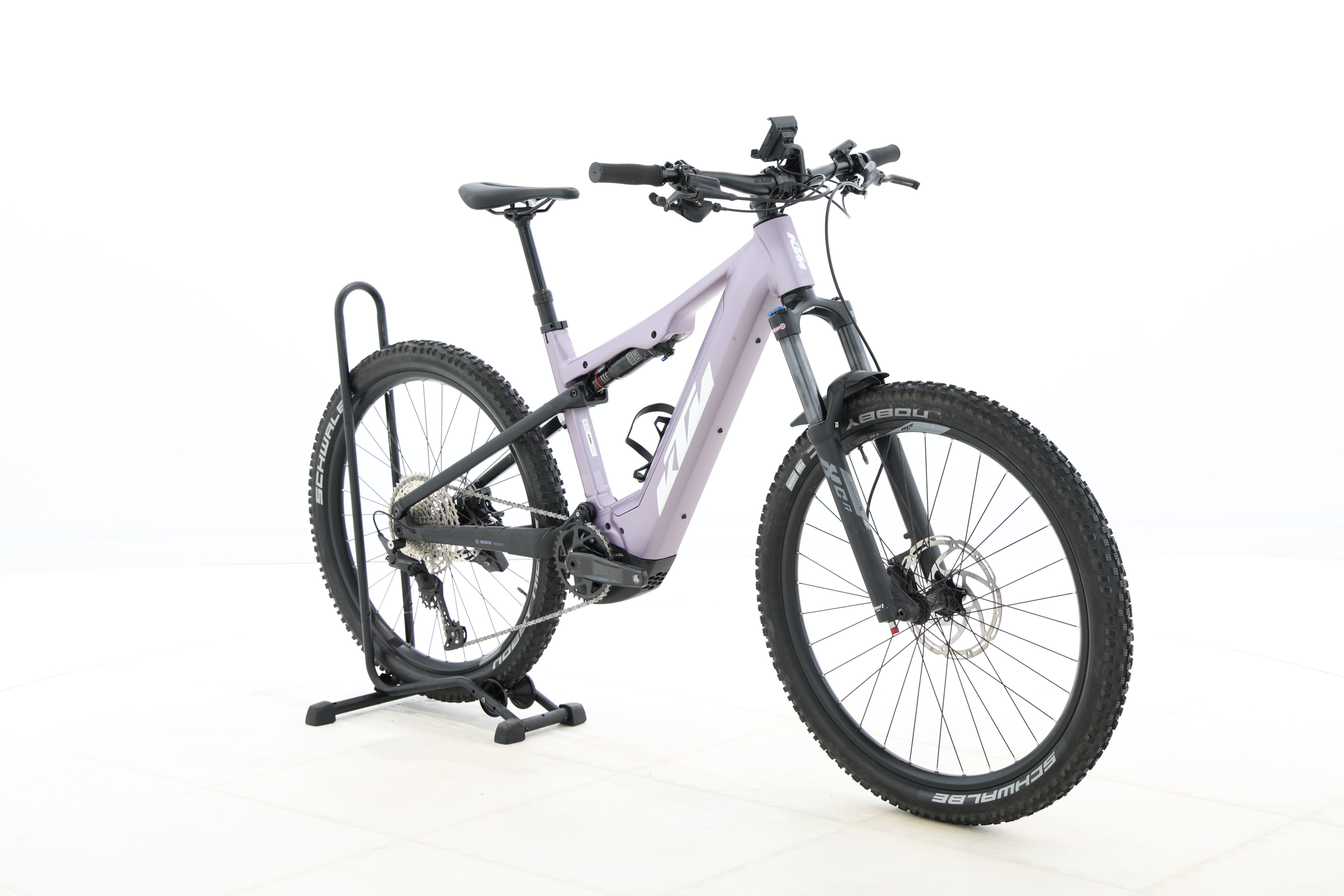 f5d18c7a-9592-4d87-b893-70542c86b254