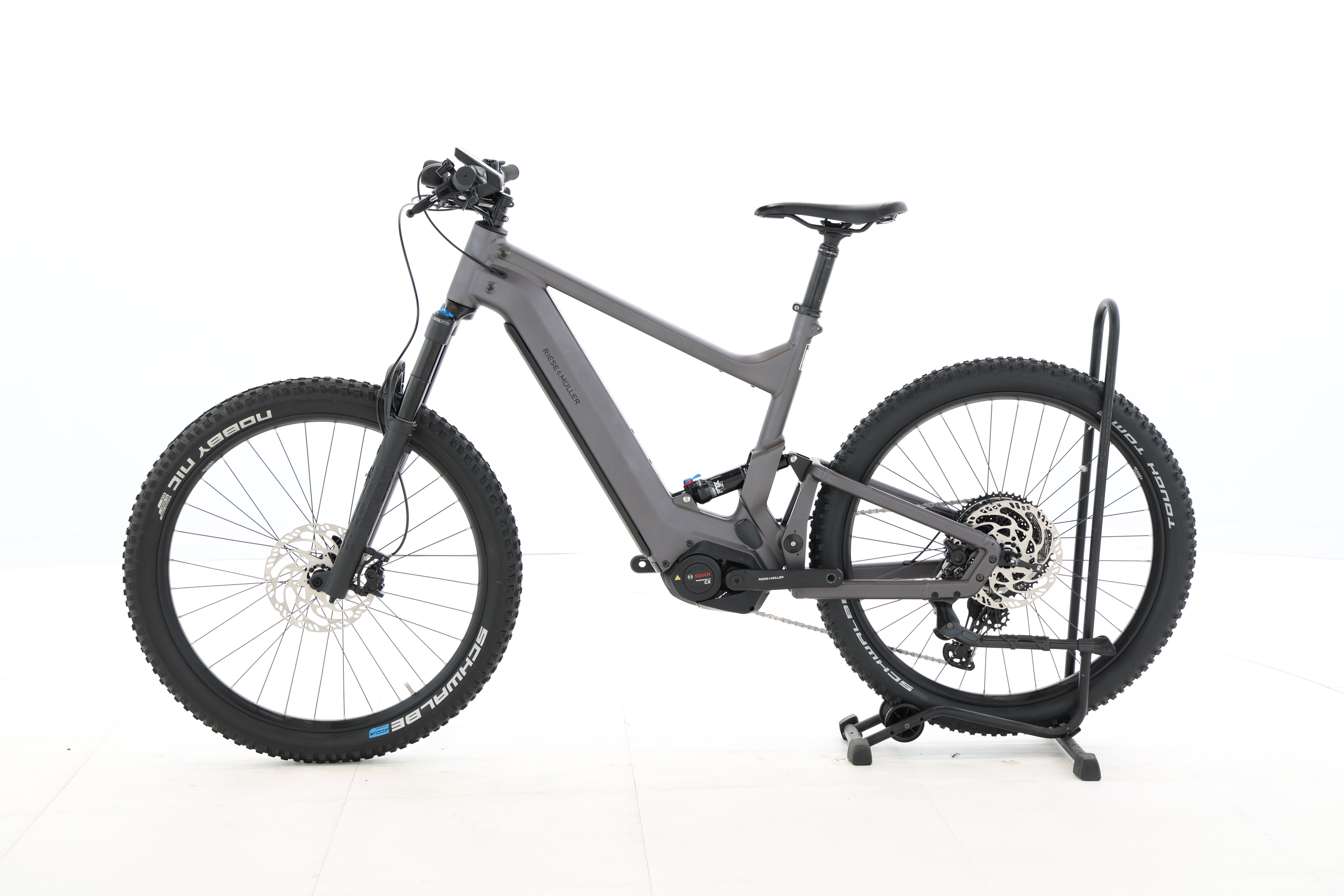 6c7e2429-5813-411b-a1c2-3e5ba2775c8f