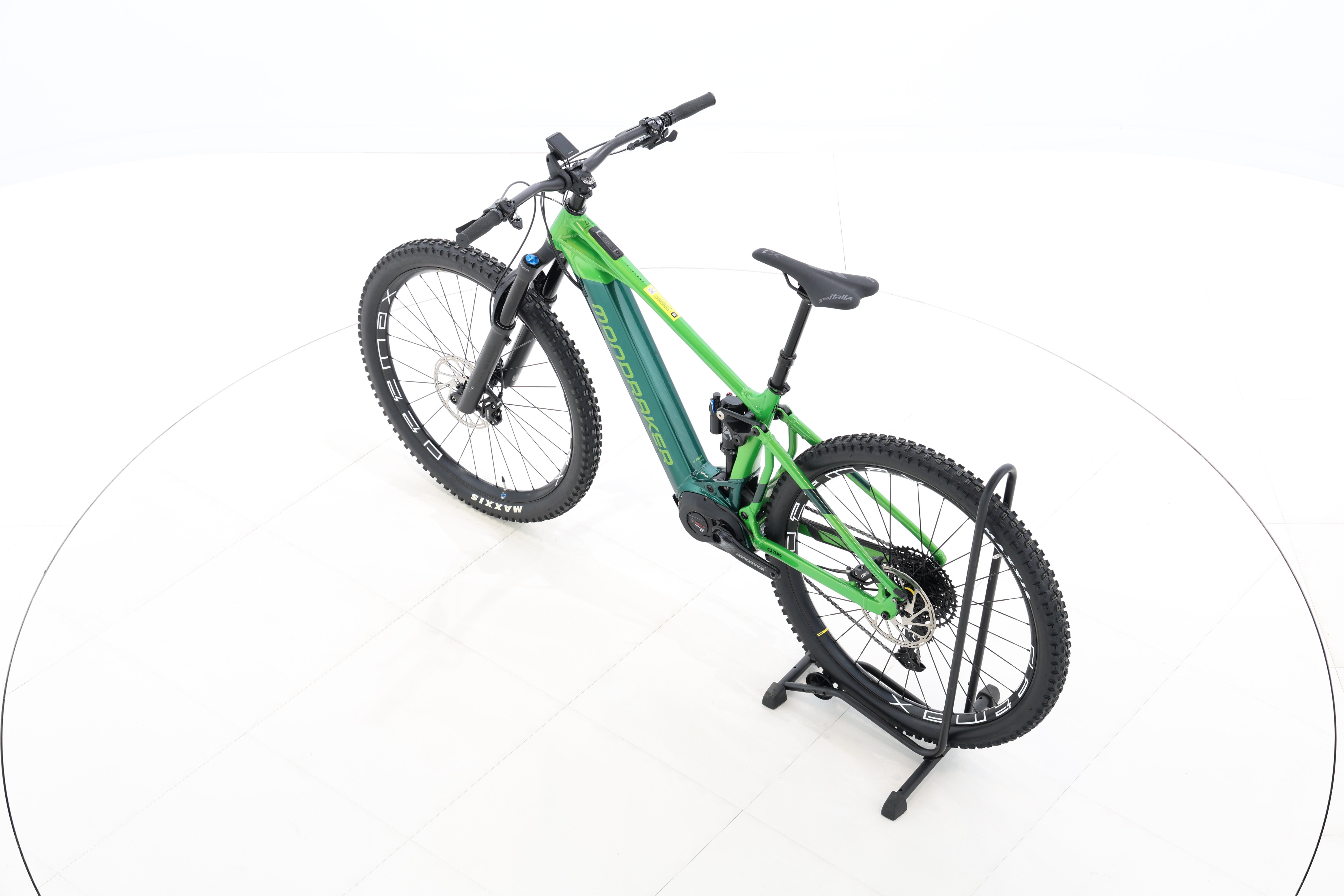 bb97d42e-11c2-43e1-9f38-fbc65b6fd1e0