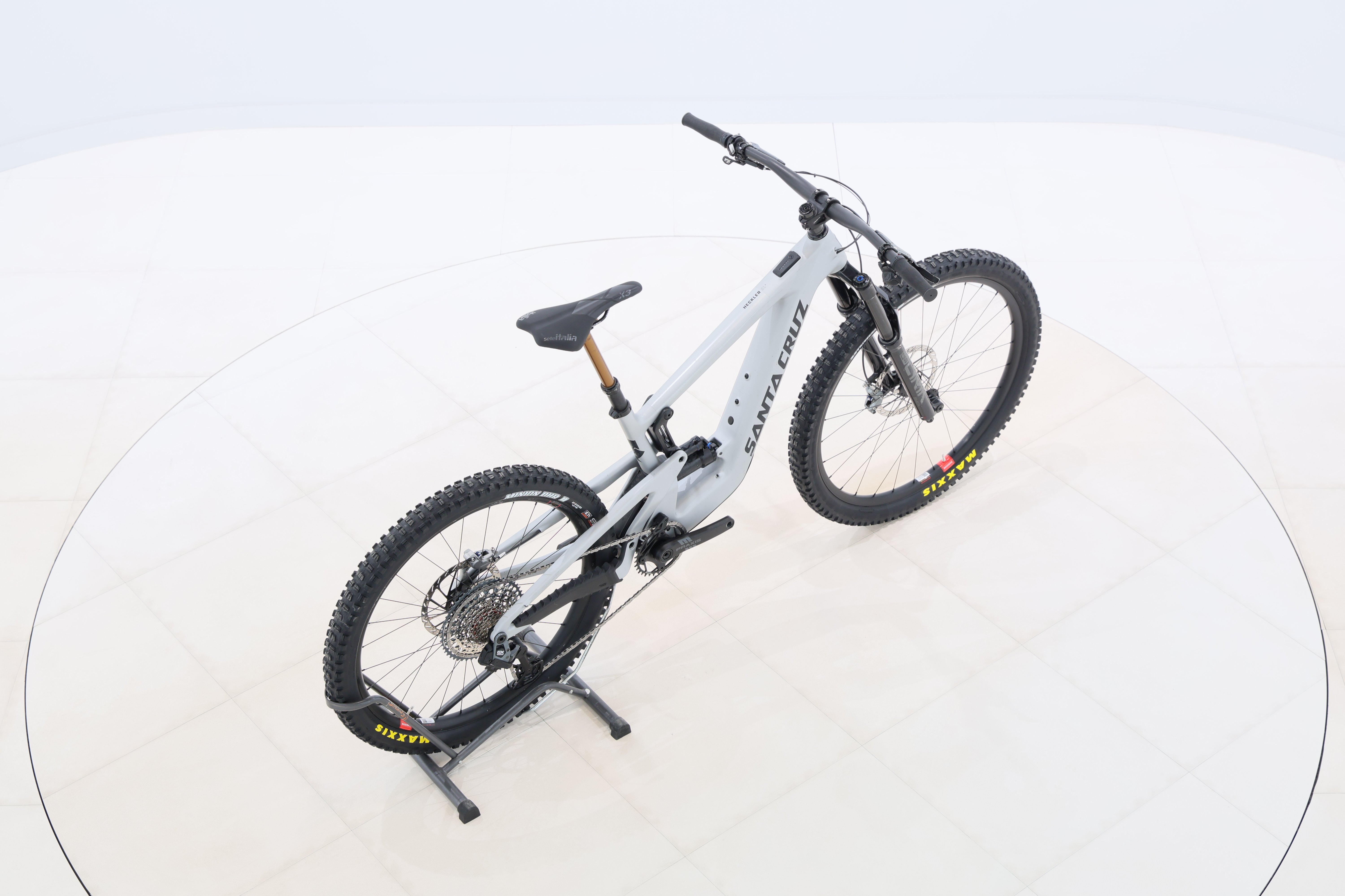 2ed43c8d-76c4-4fda-b00a-316b23c2a812