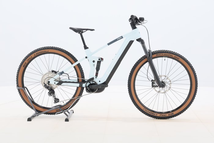 Cube STEREO HYBRID 140 HPC PRO 625 2022