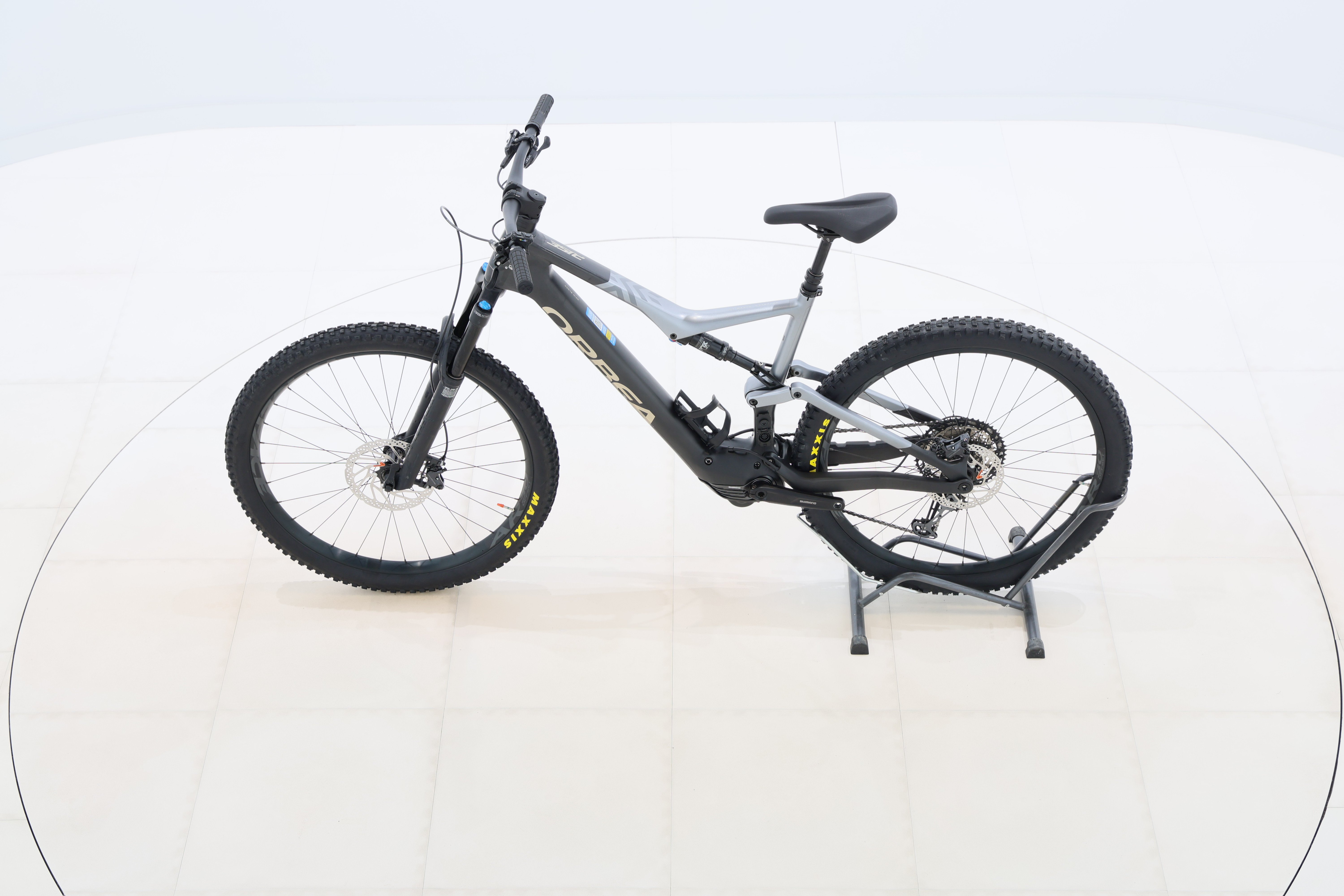 c810c81c-e3b2-4b4b-aff9-77c57976be87