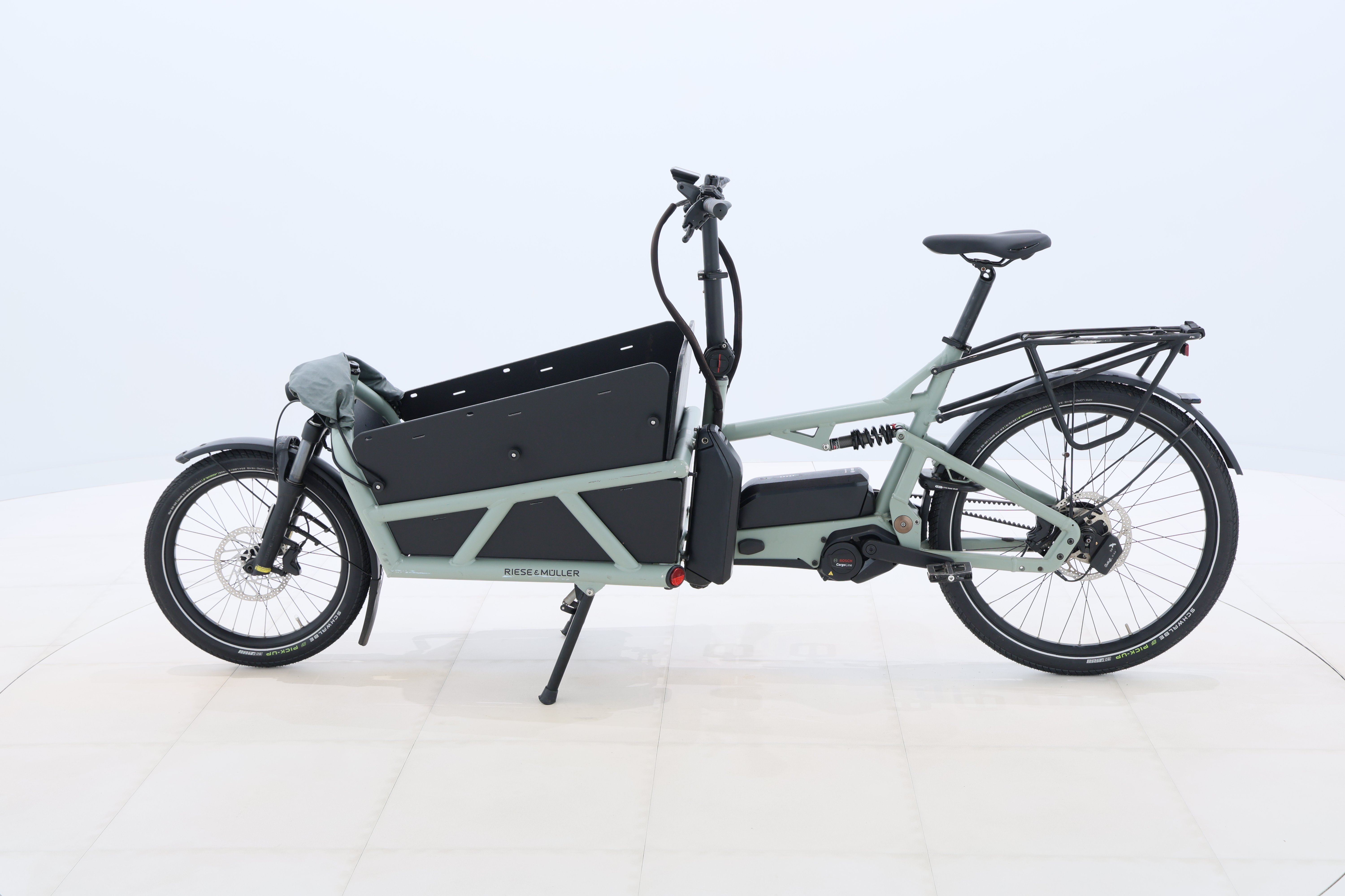 9f7b78bc-dcf4-47dc-9c2c-b207f5d46775