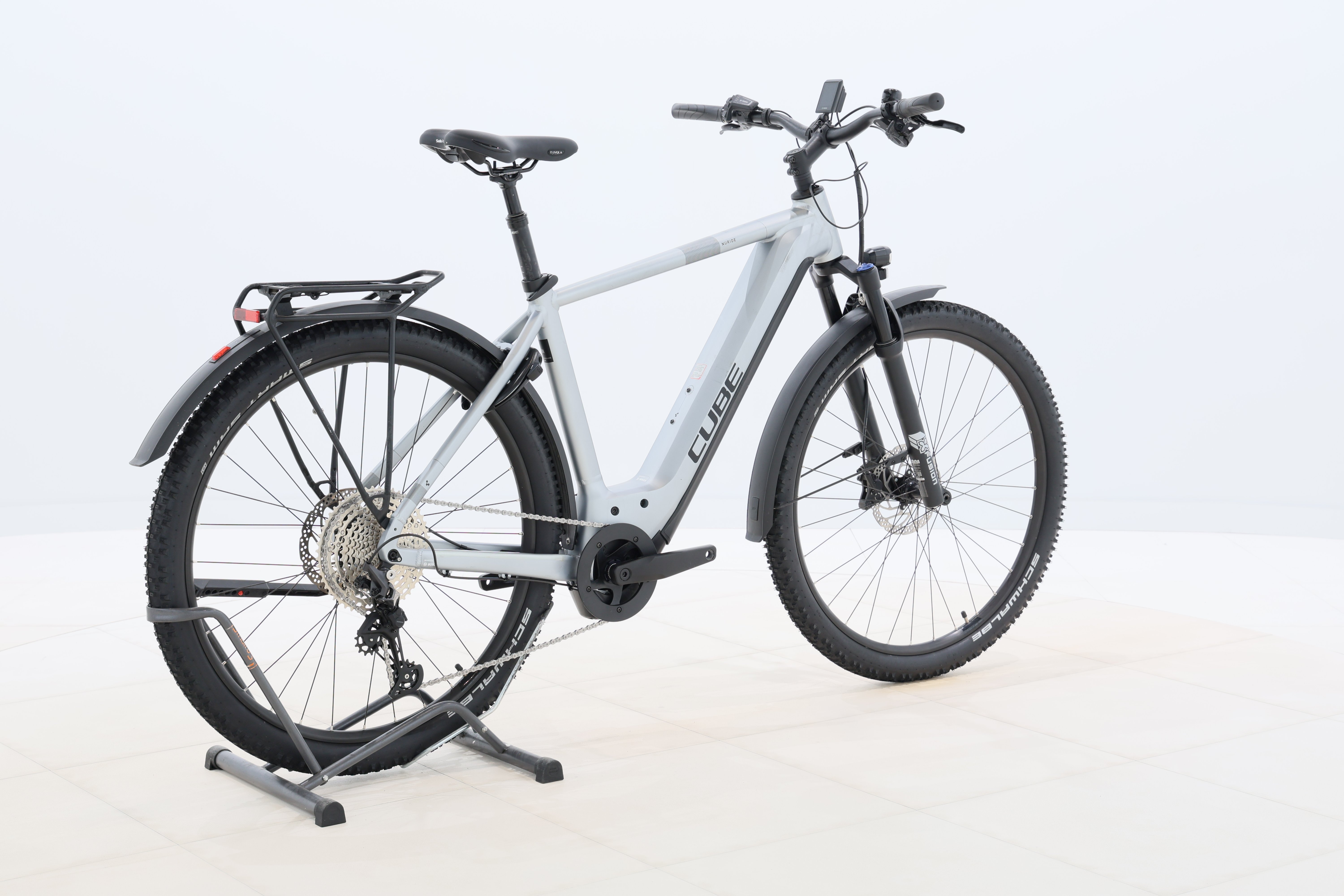 f61a6895-ce60-45de-ae59-2136fbabf5bc