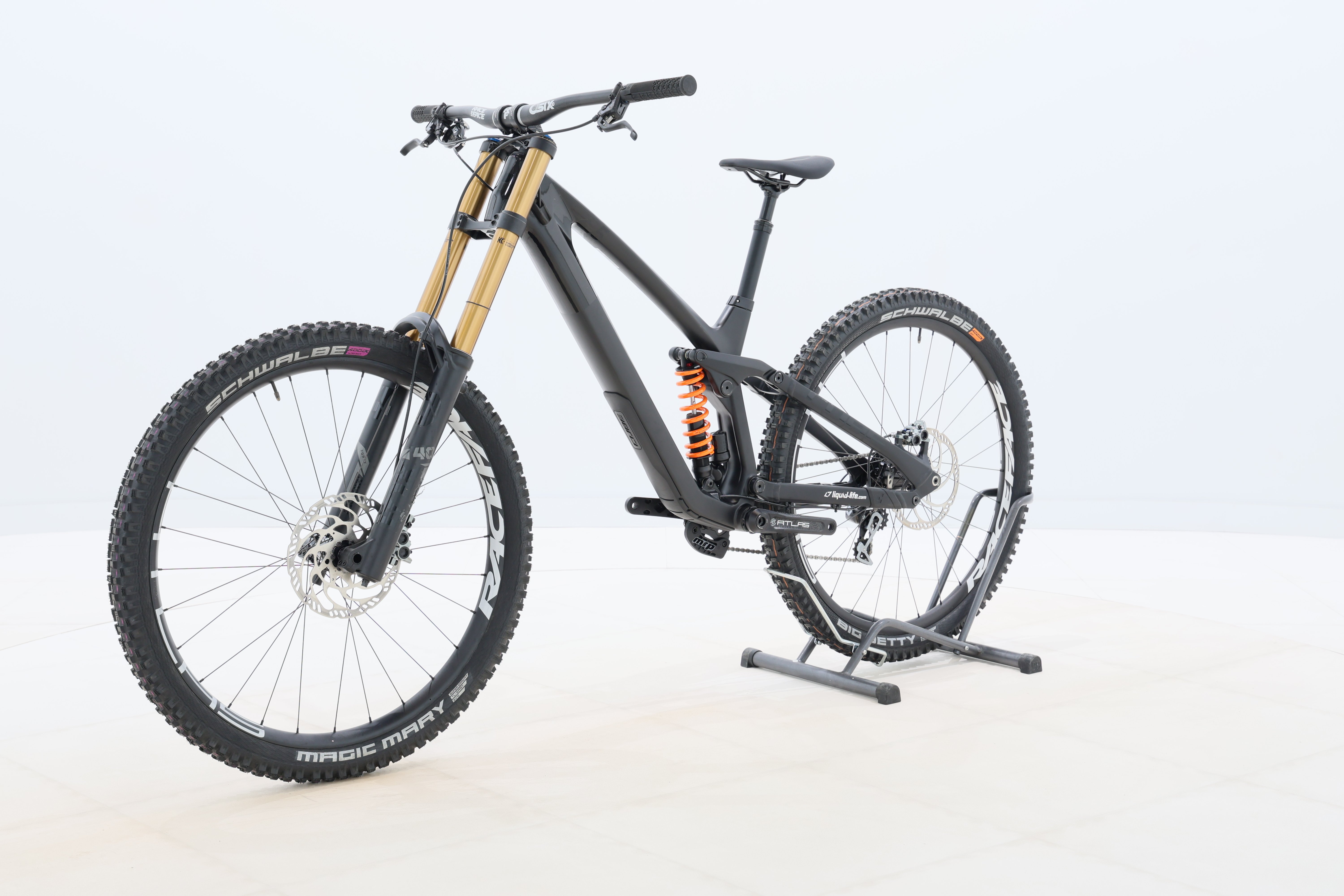 4b0b5600-2c35-4f59-98b4-2201cedbfc06