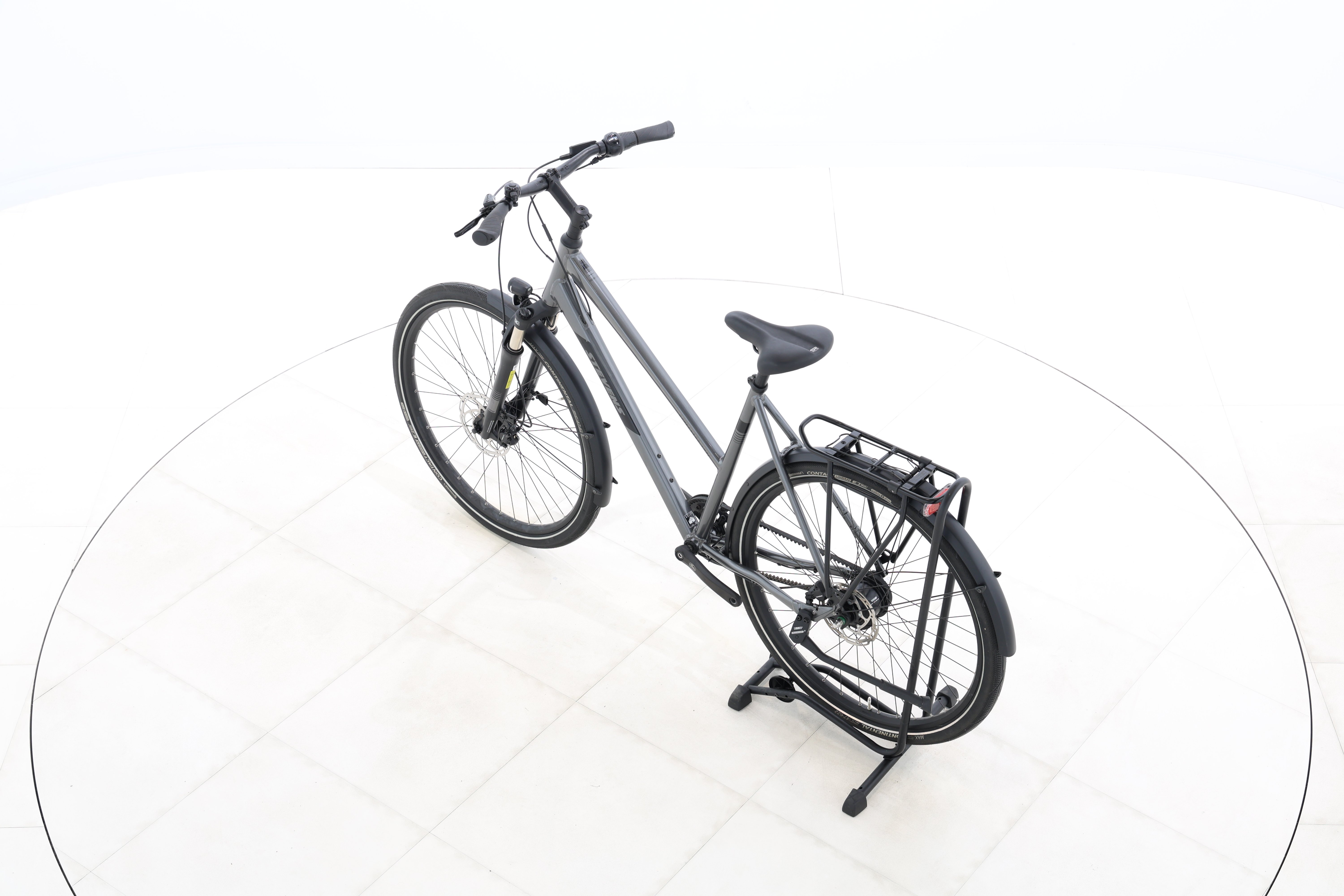 d9f9a486-a67f-44f5-a375-1d663b7d7643