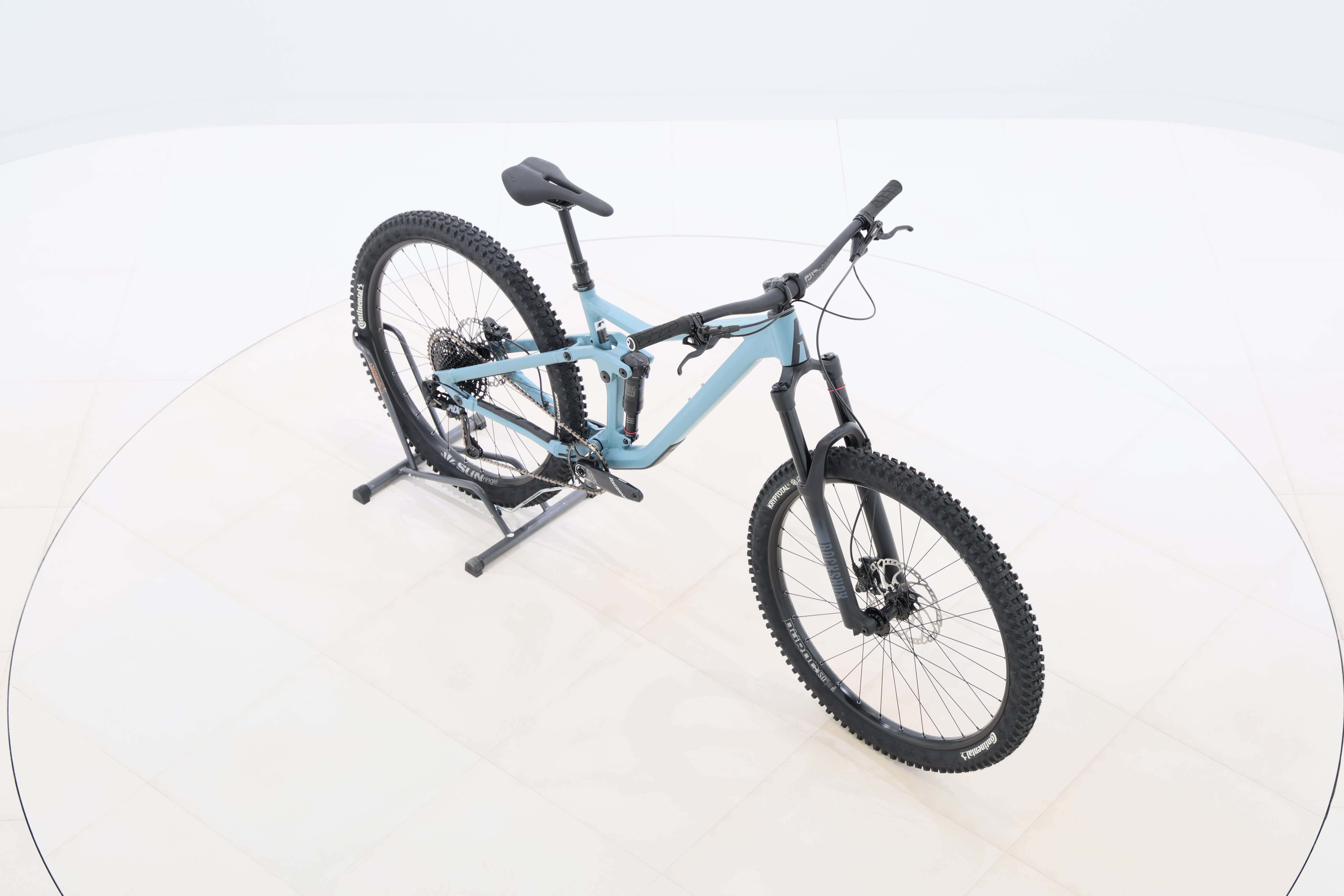 bc138b7a-7082-421a-bb72-a2e5f98404f9