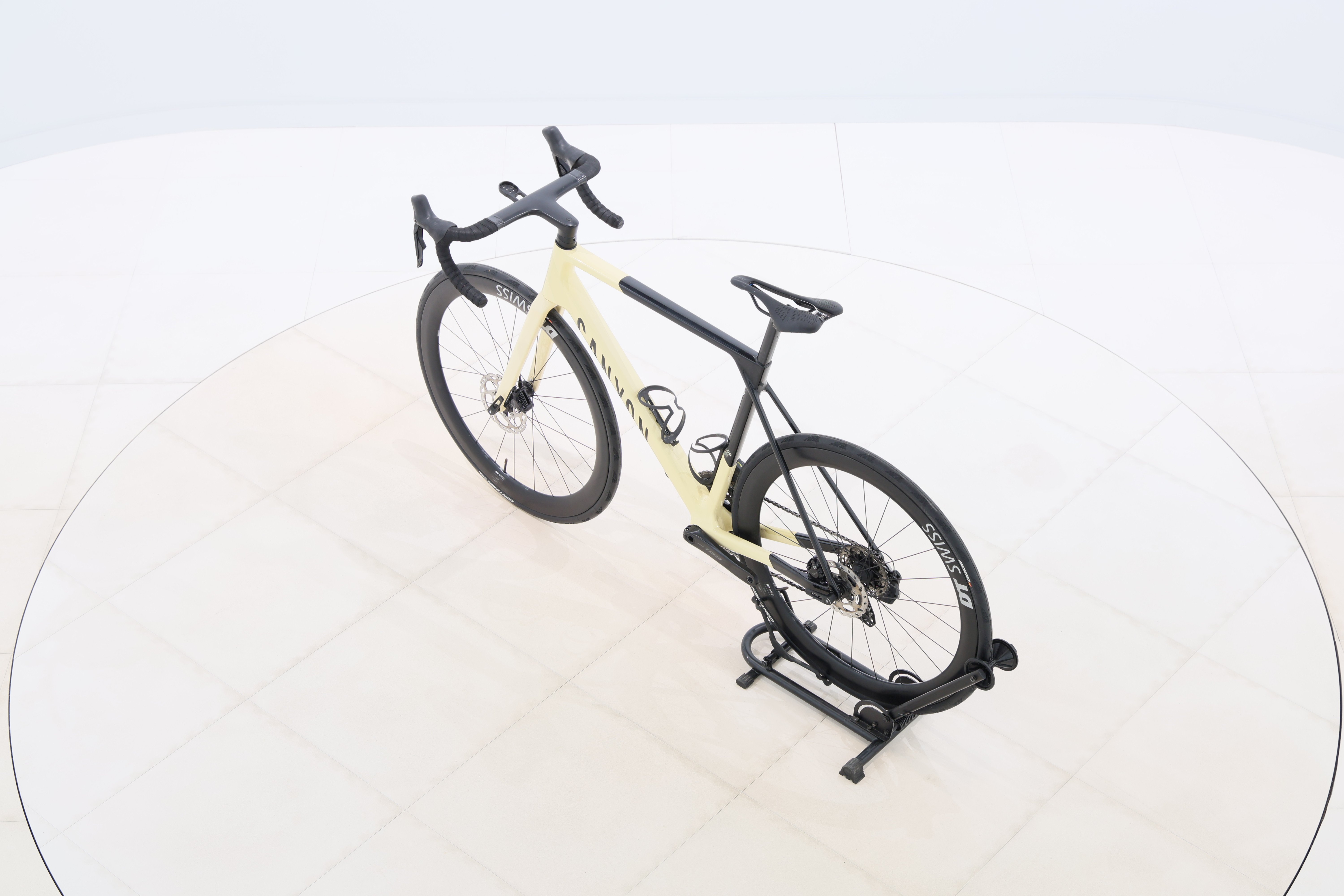 c0f44b6d-c6d4-4ef8-ac80-f145e42131b3