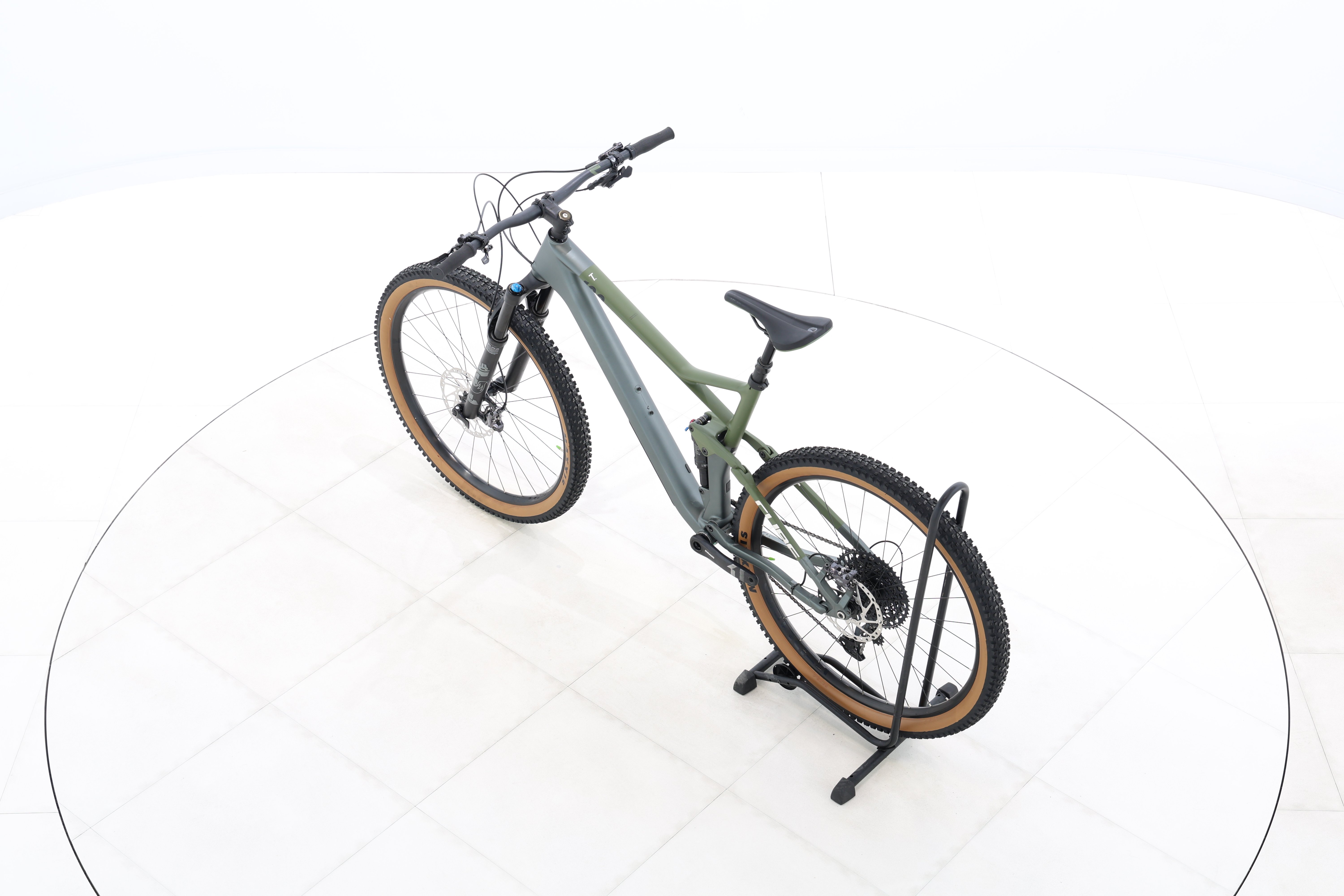 dd6e0242-c934-4796-8fb4-0ad901ab95f1