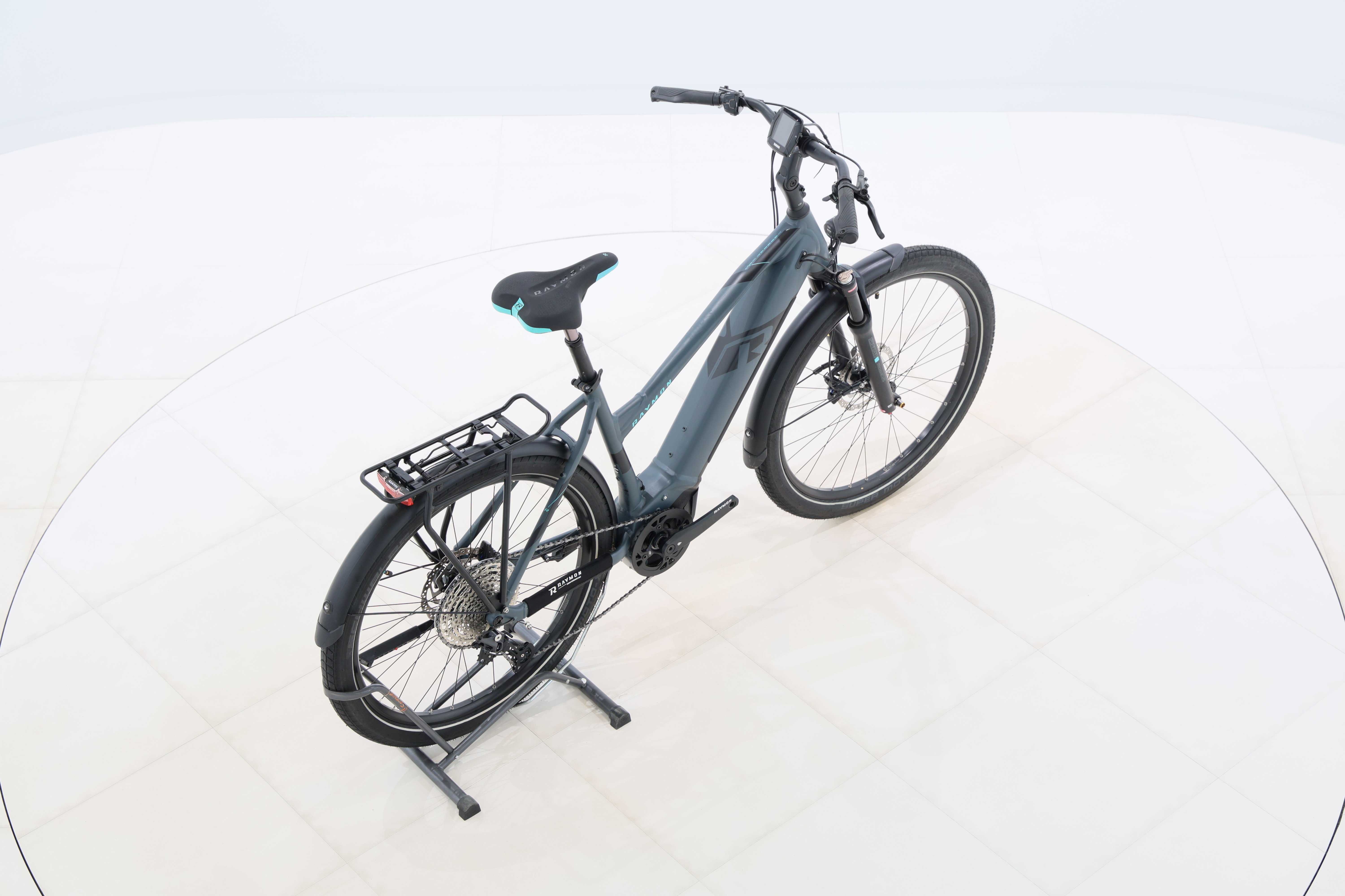 97beda43-d66a-486a-ae15-b6a853cf9f9b