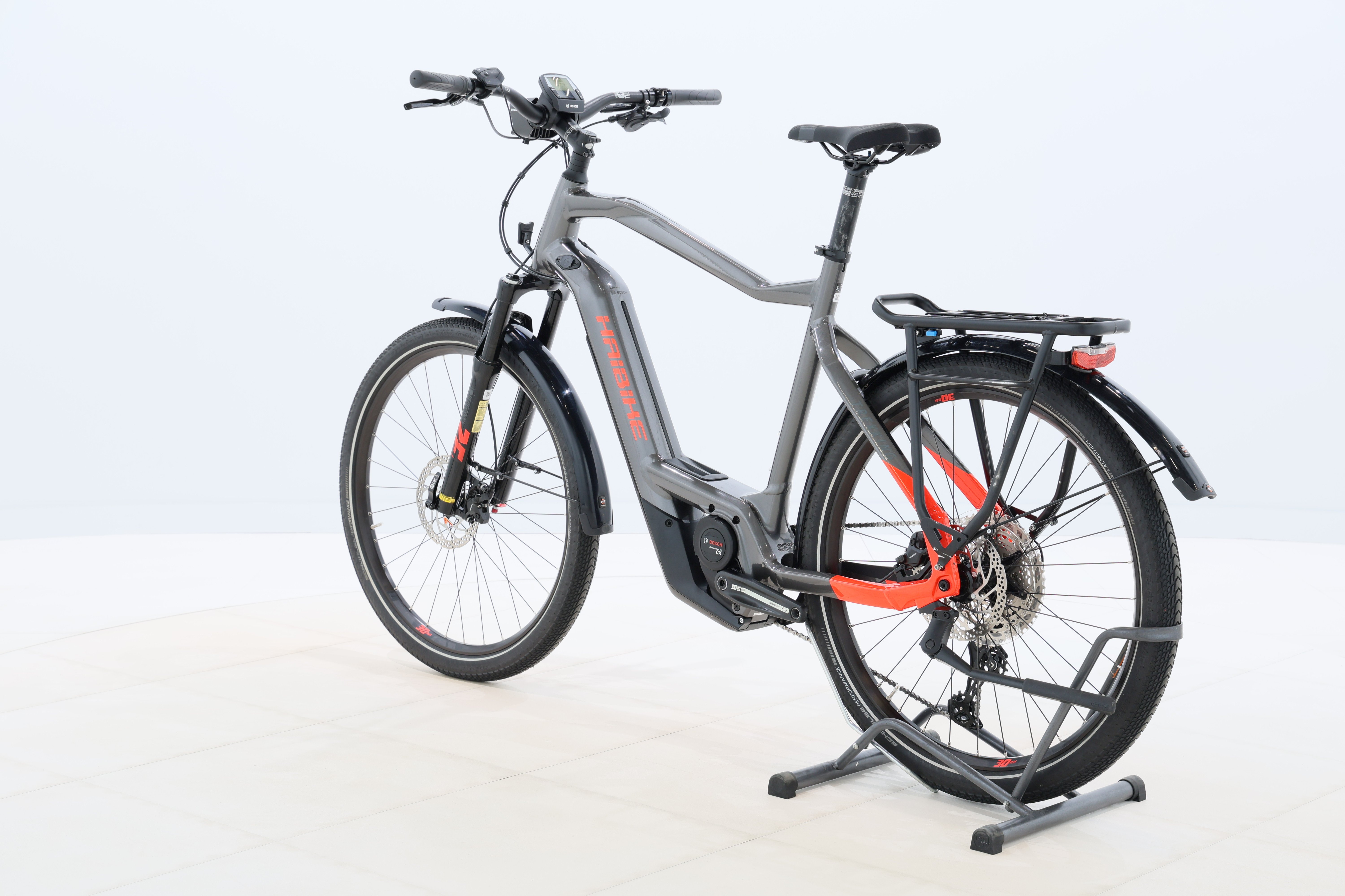 1dc726b5-d727-4382-bd5f-70d0f1e4a3cc