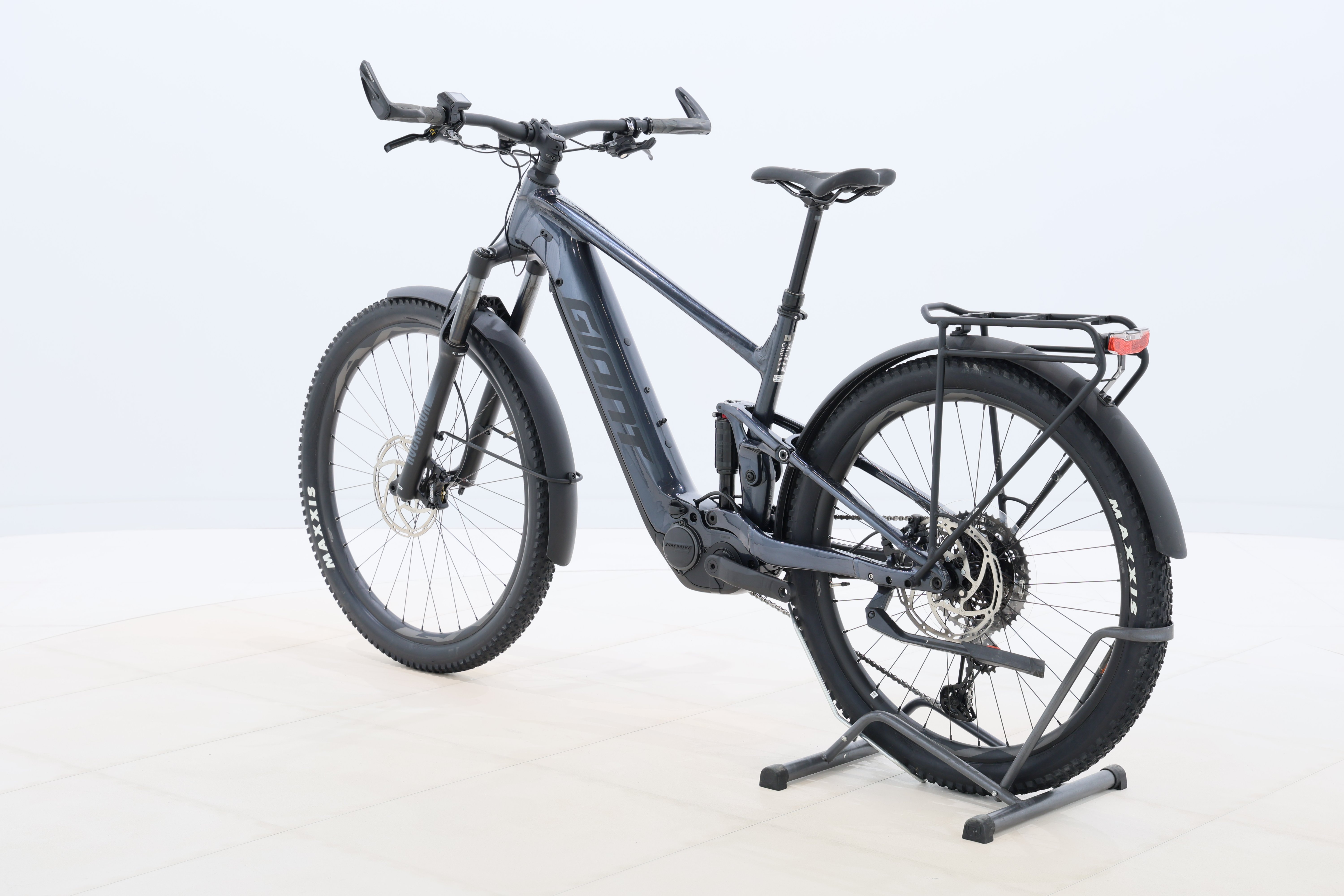 c3f2ee50-784d-4657-a6cc-ecbb168d40cb