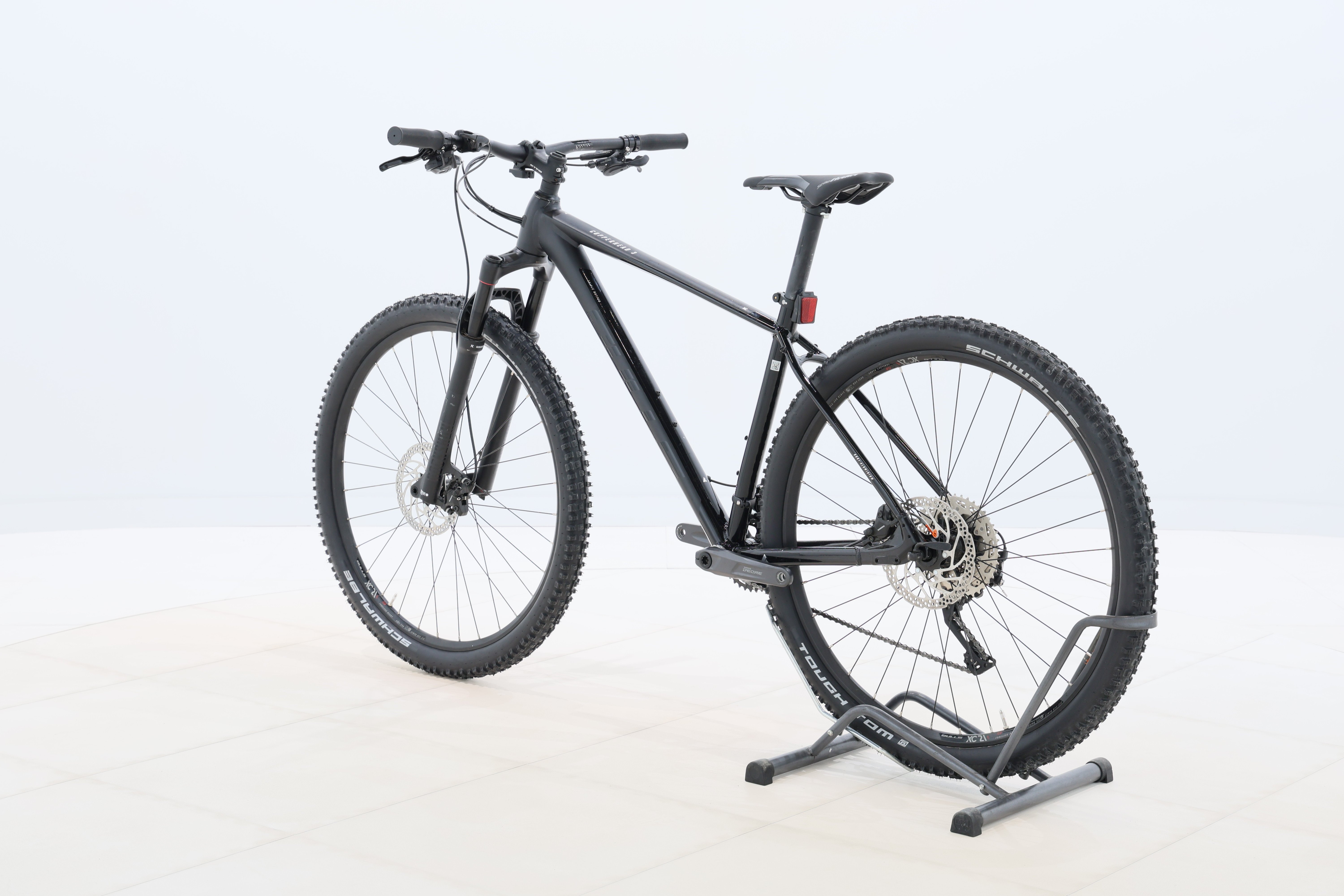 08125f81-c5c2-4608-b055-9d418332e291