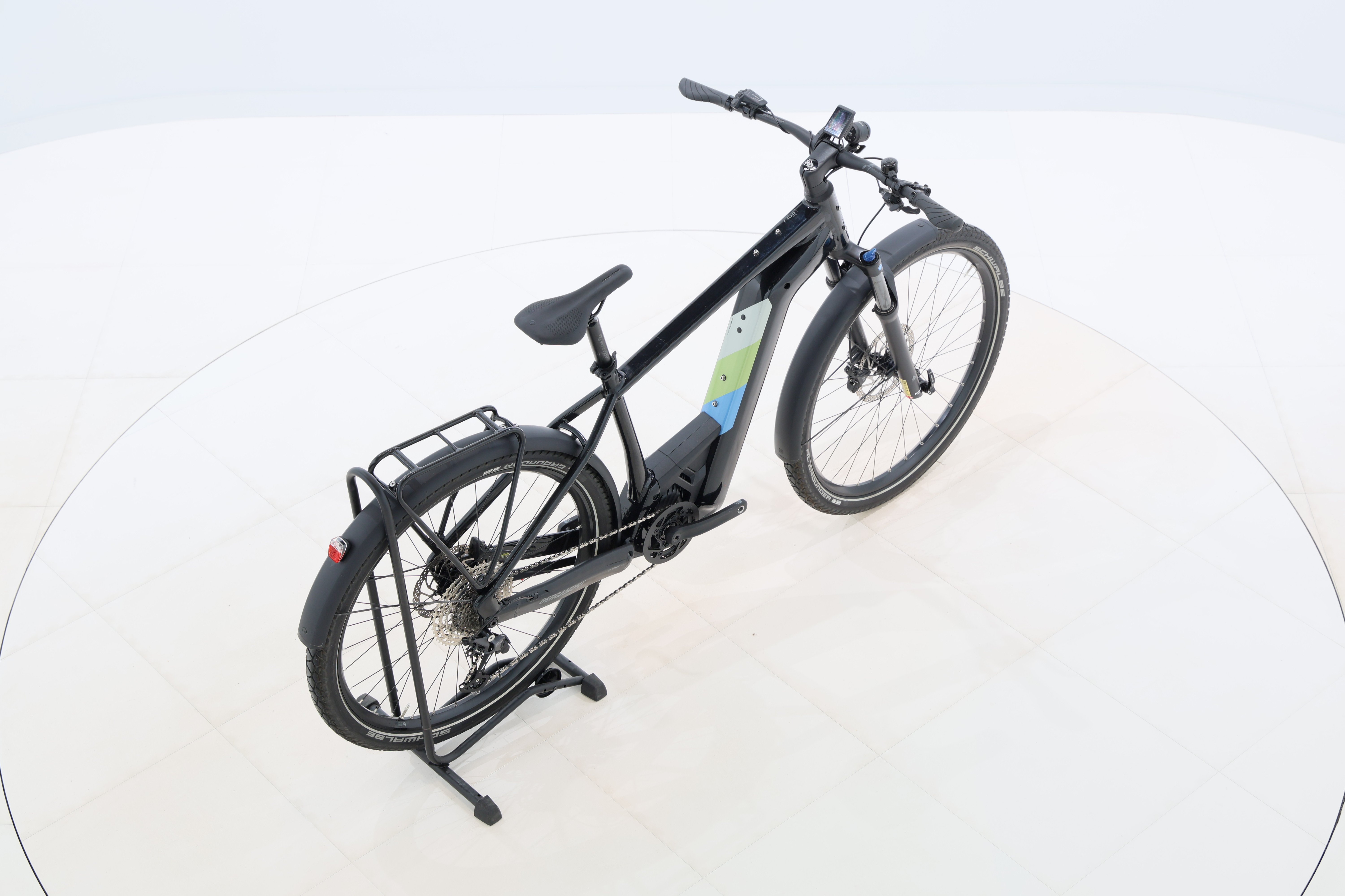 a5e368d1-5dd1-48c5-906a-9c1d80b57163