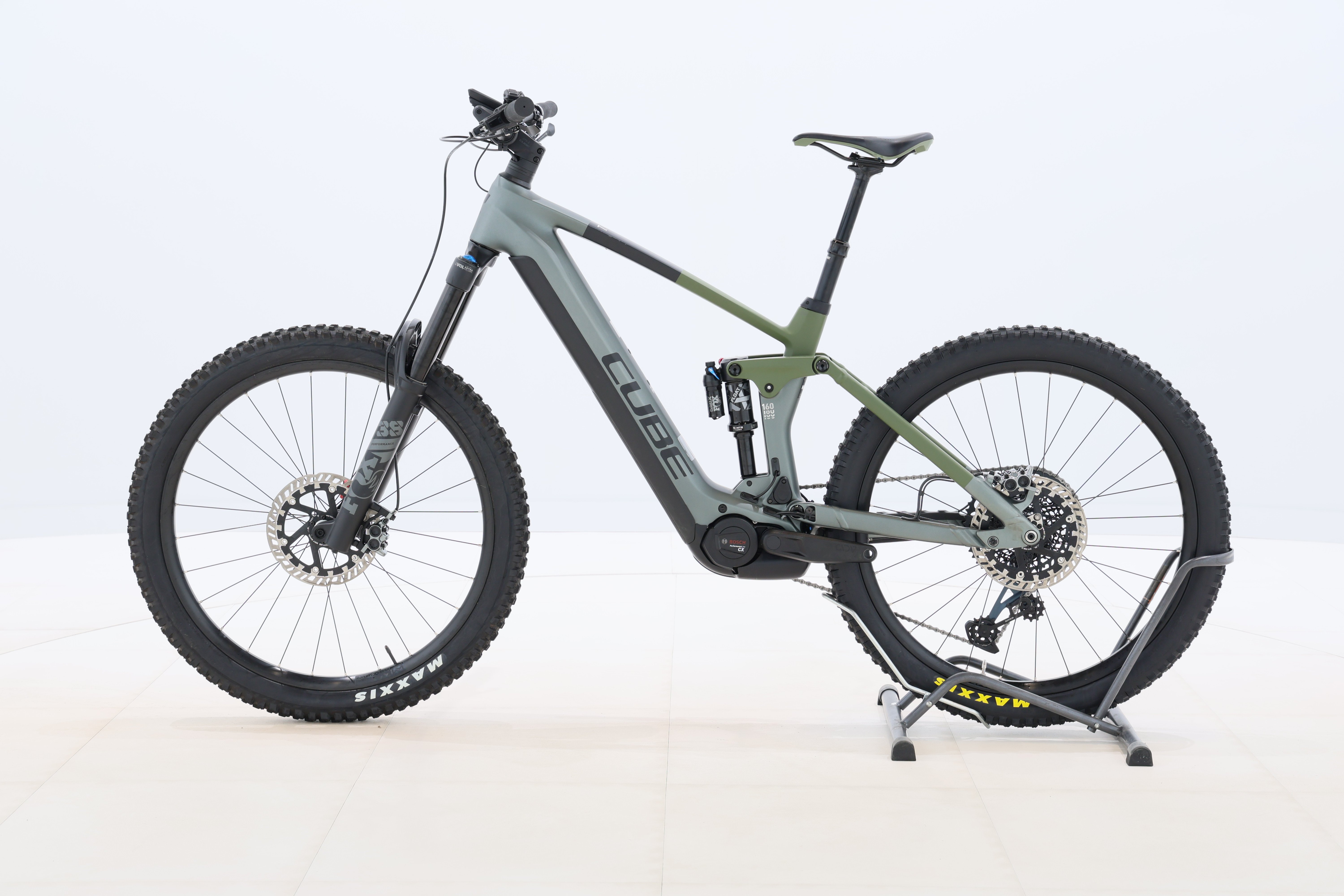 0471e261-712c-46dd-97e4-cde69b6ba56b