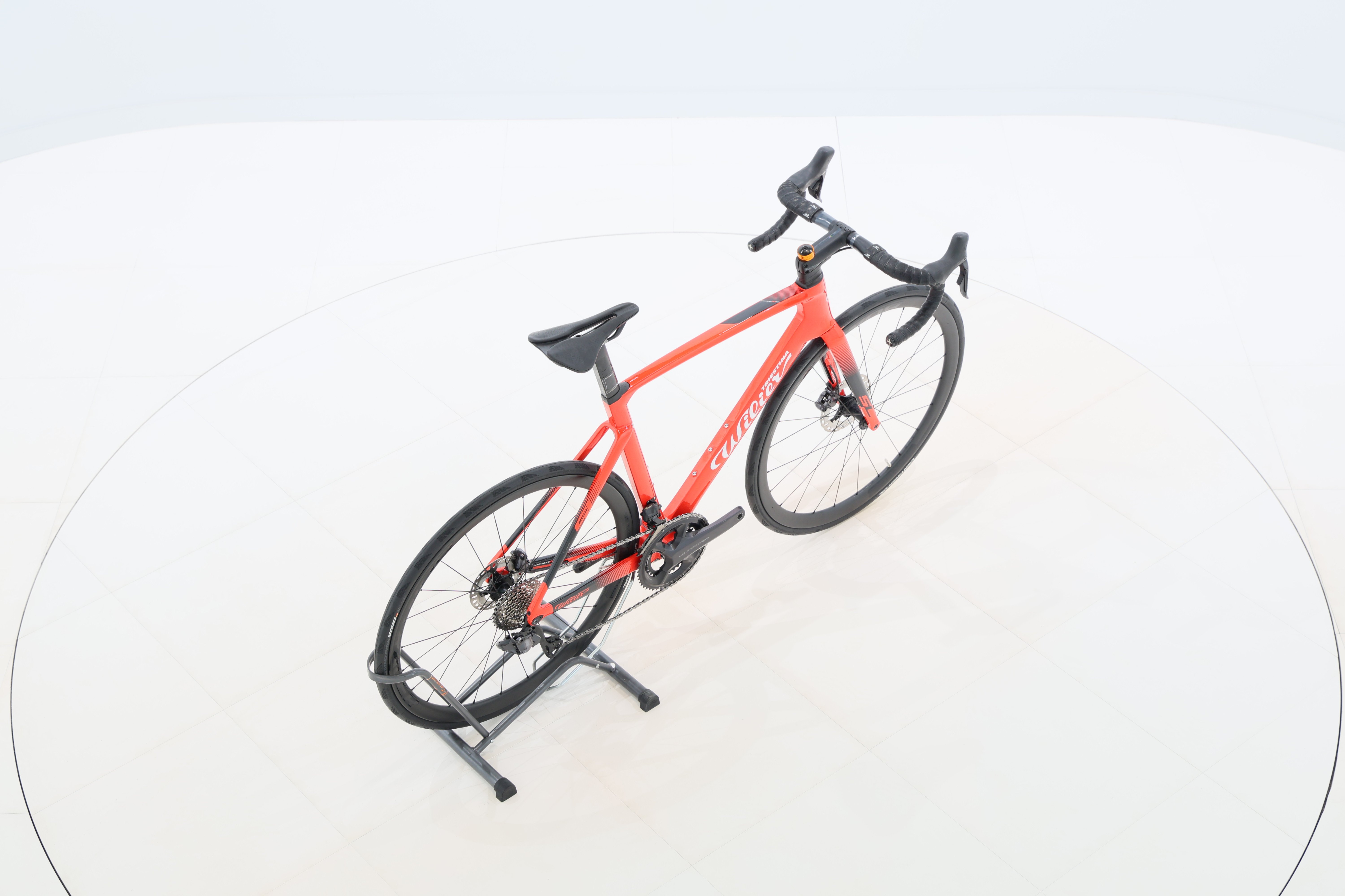 a77e5ea9-a2fb-47a0-aff3-43d0f44e8e18