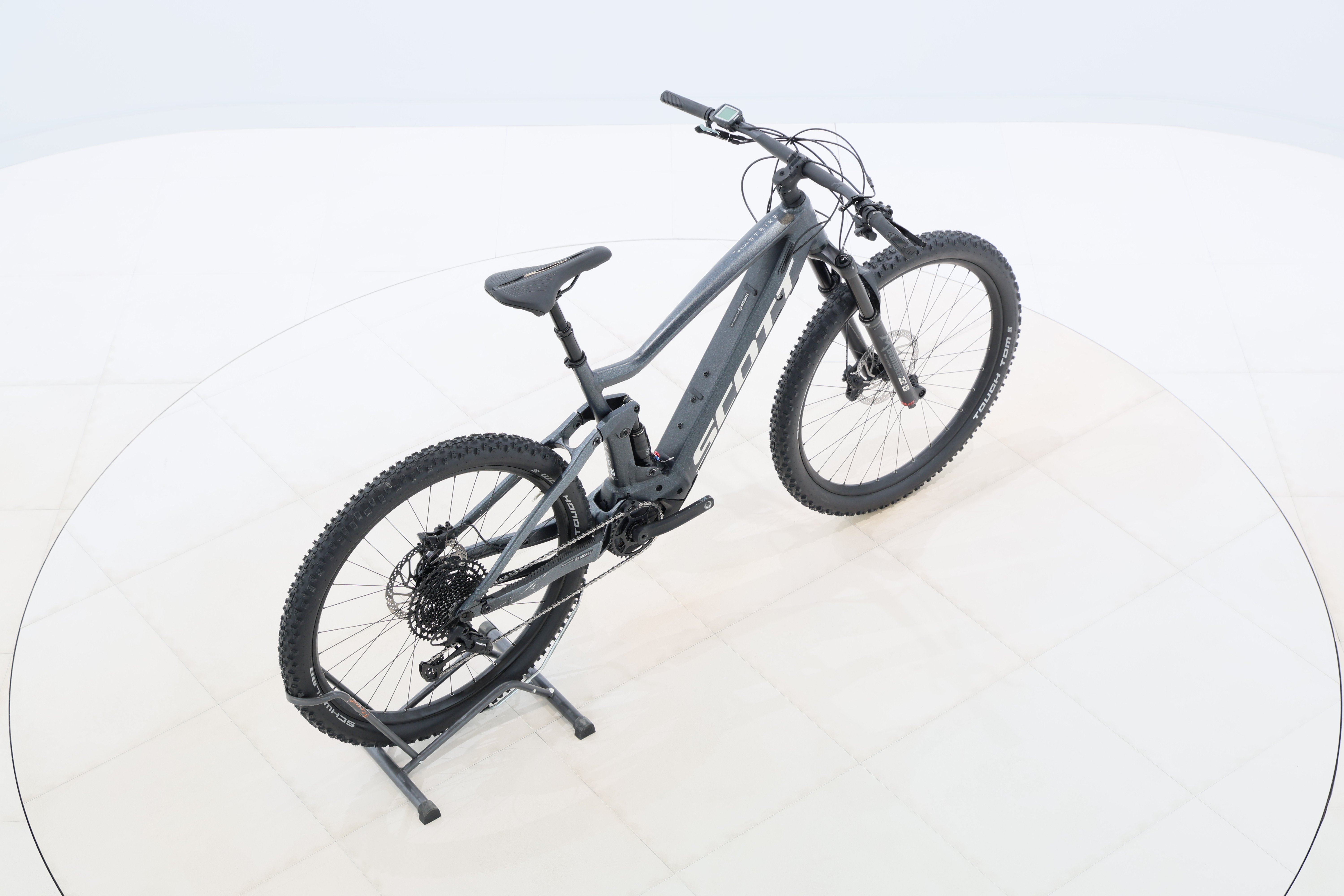 f83bac3a-a4bb-417c-a12d-512cf3a6f5dd