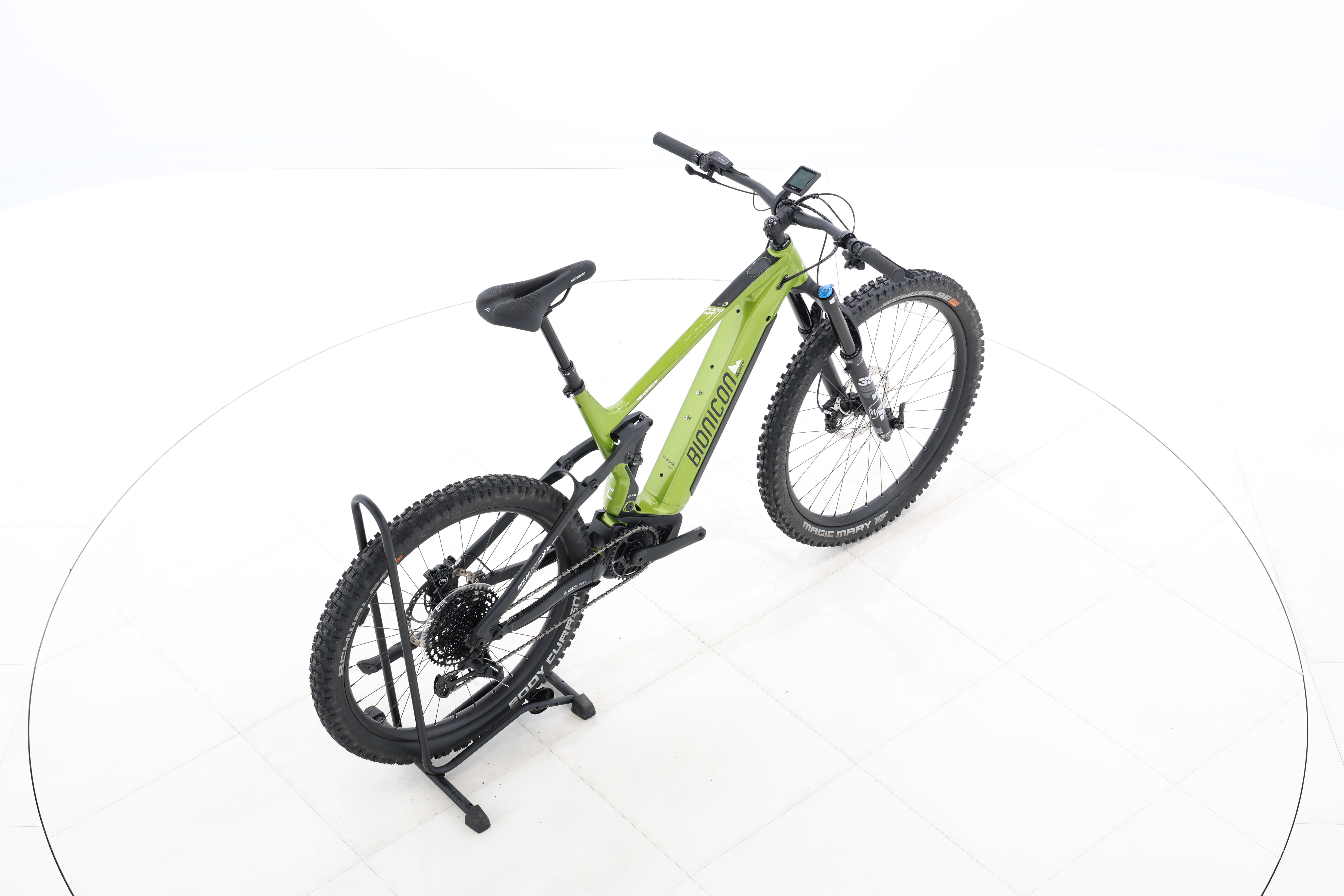 fc0c53e4-b801-45a9-b87e-6cb8d4325956