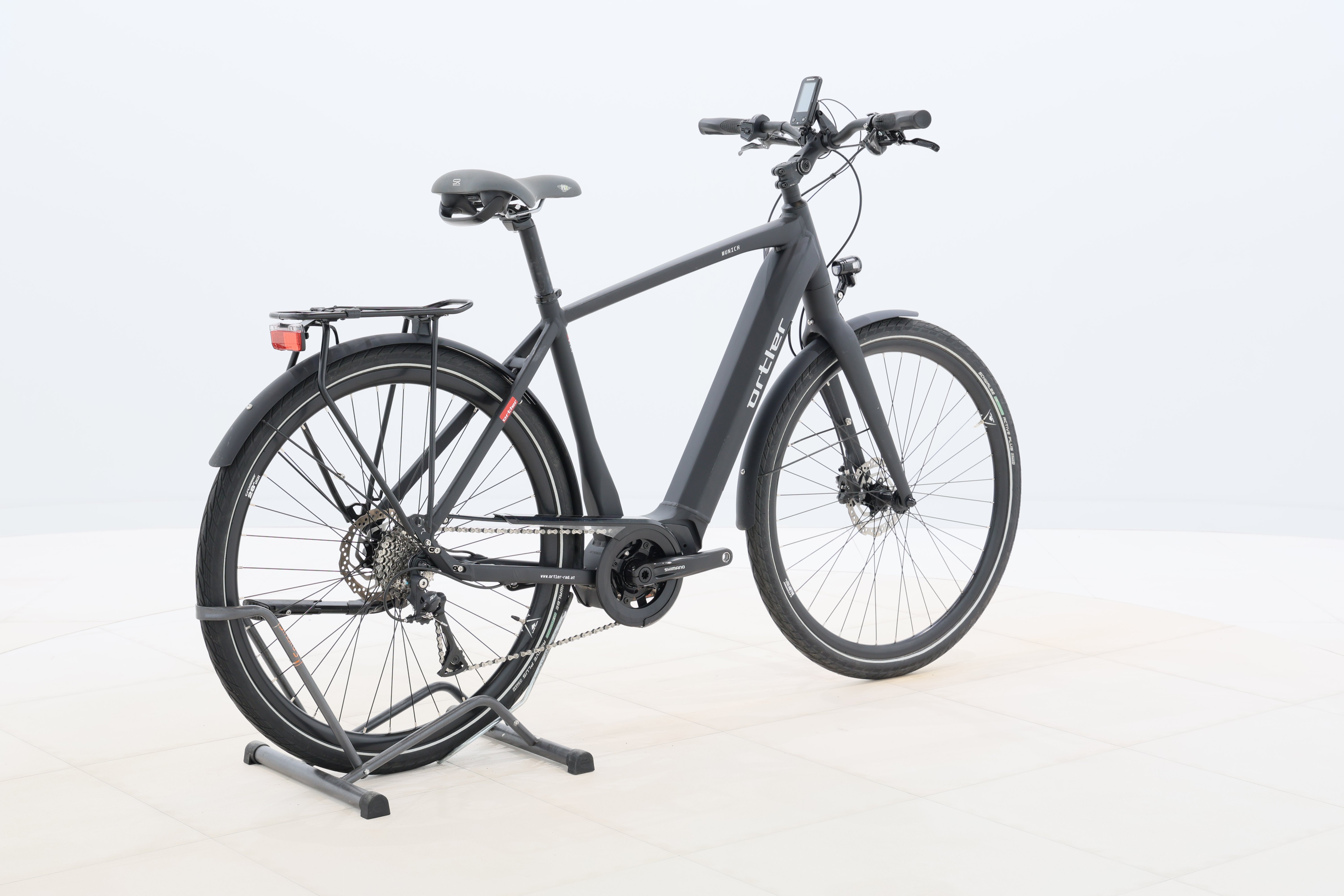 2b00e225-f27b-4df1-9d0d-f2166718369a